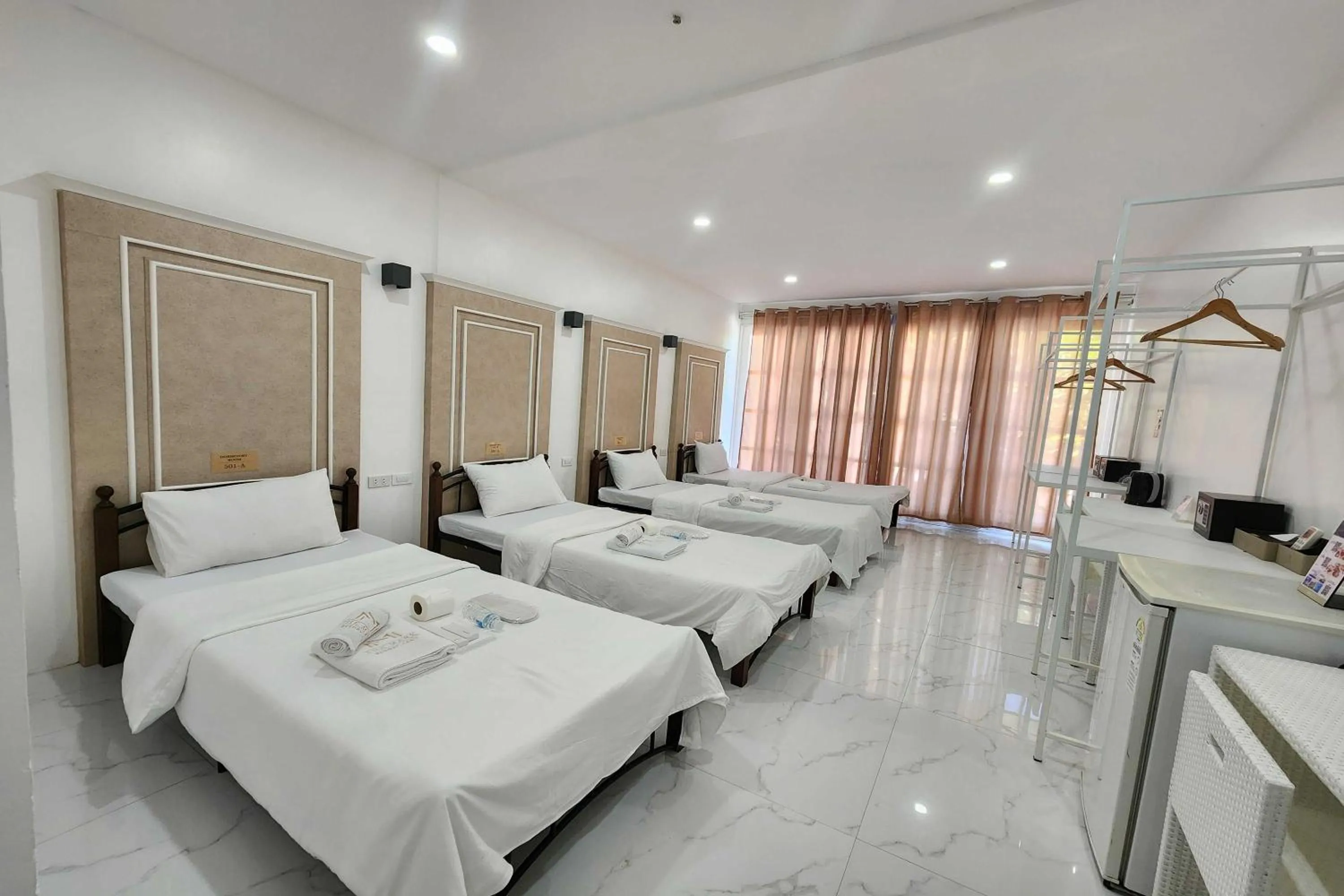 Bedroom, Bed in The Mark Resort Cebu