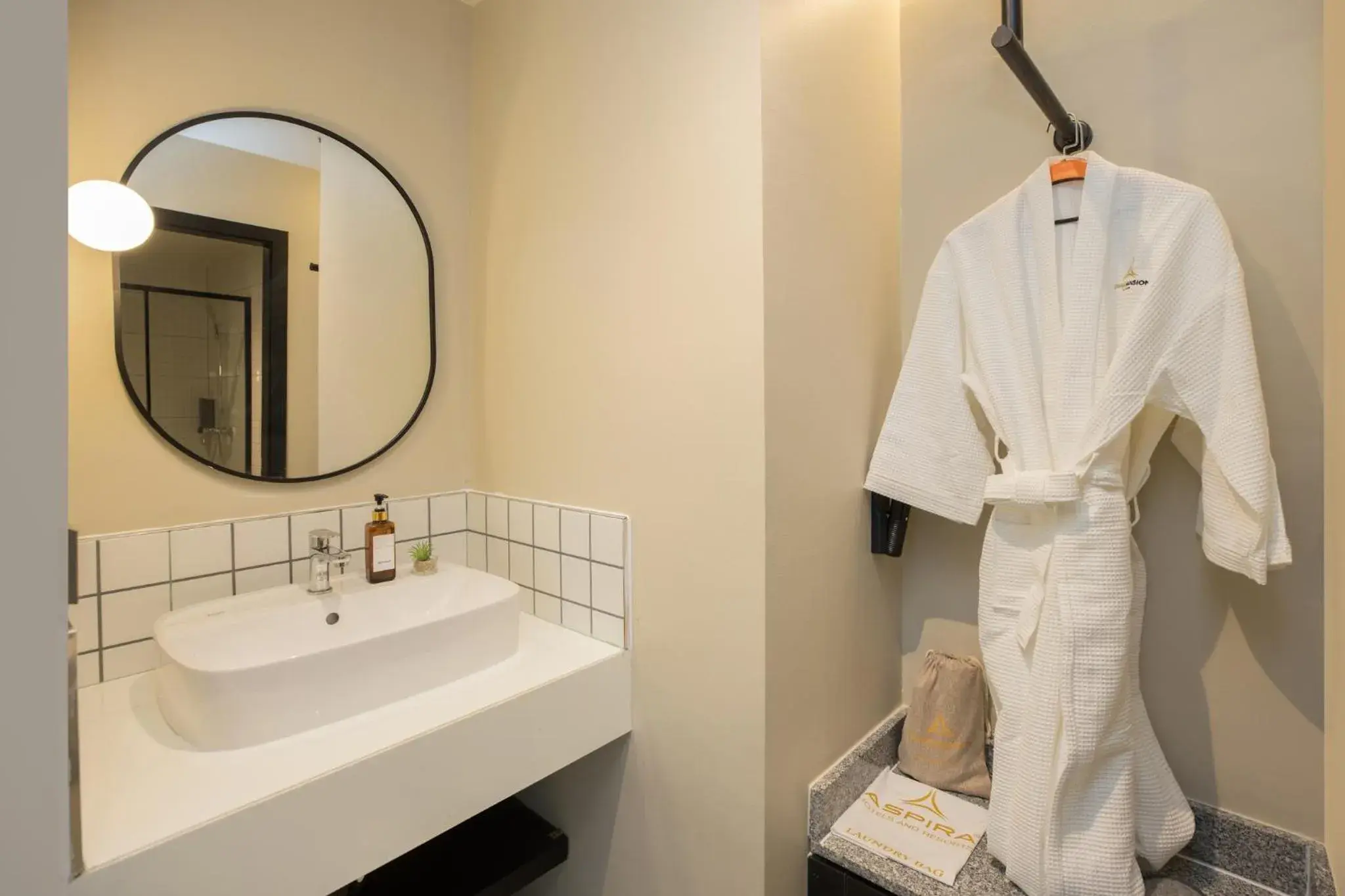 Shower in Syama Mansion Patong, an Aspira Collection Shower in Syama Mansion Patong, an Aspira Collection