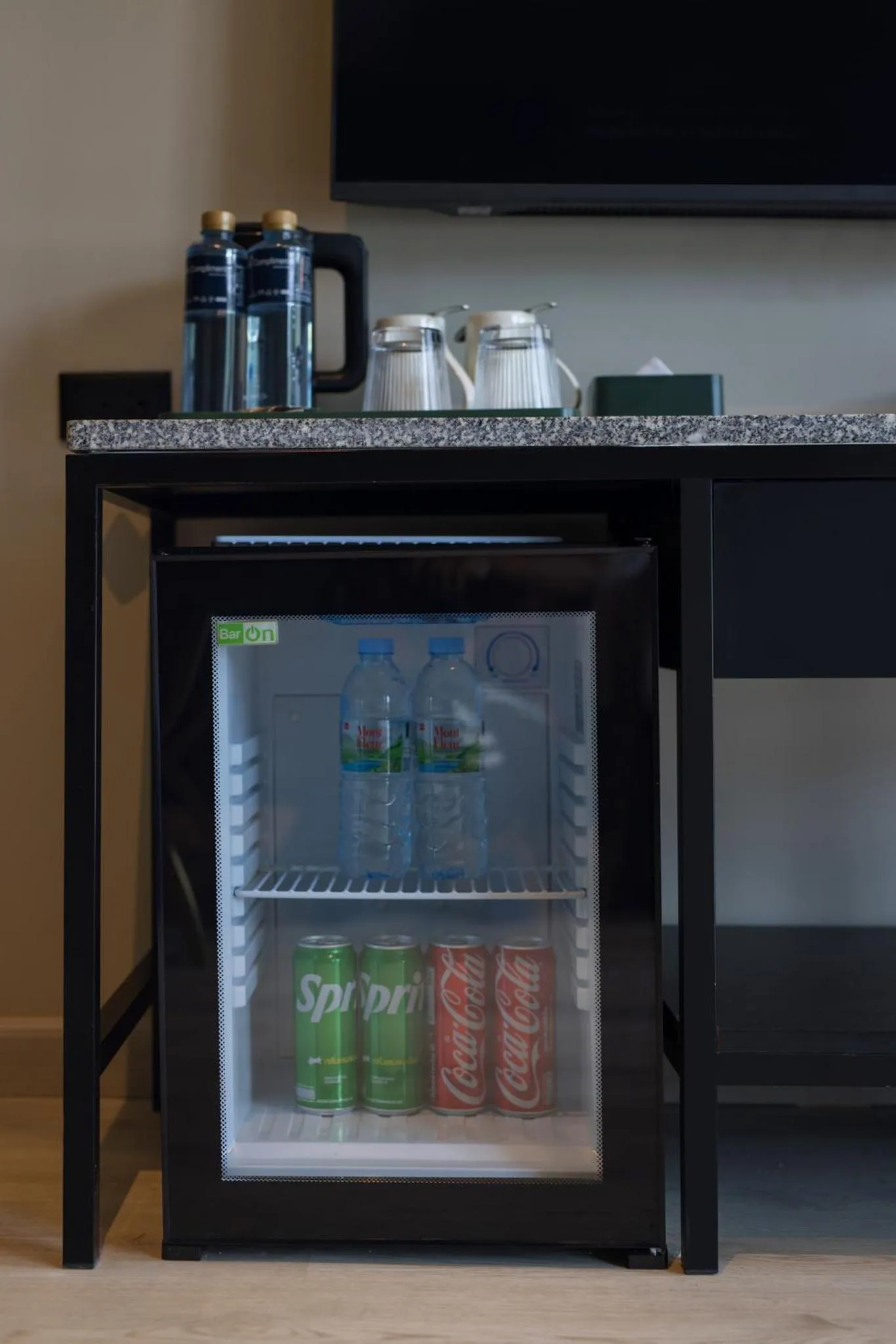 Coffee/tea facilities in Syama Mansion Patong, an Aspira Collection