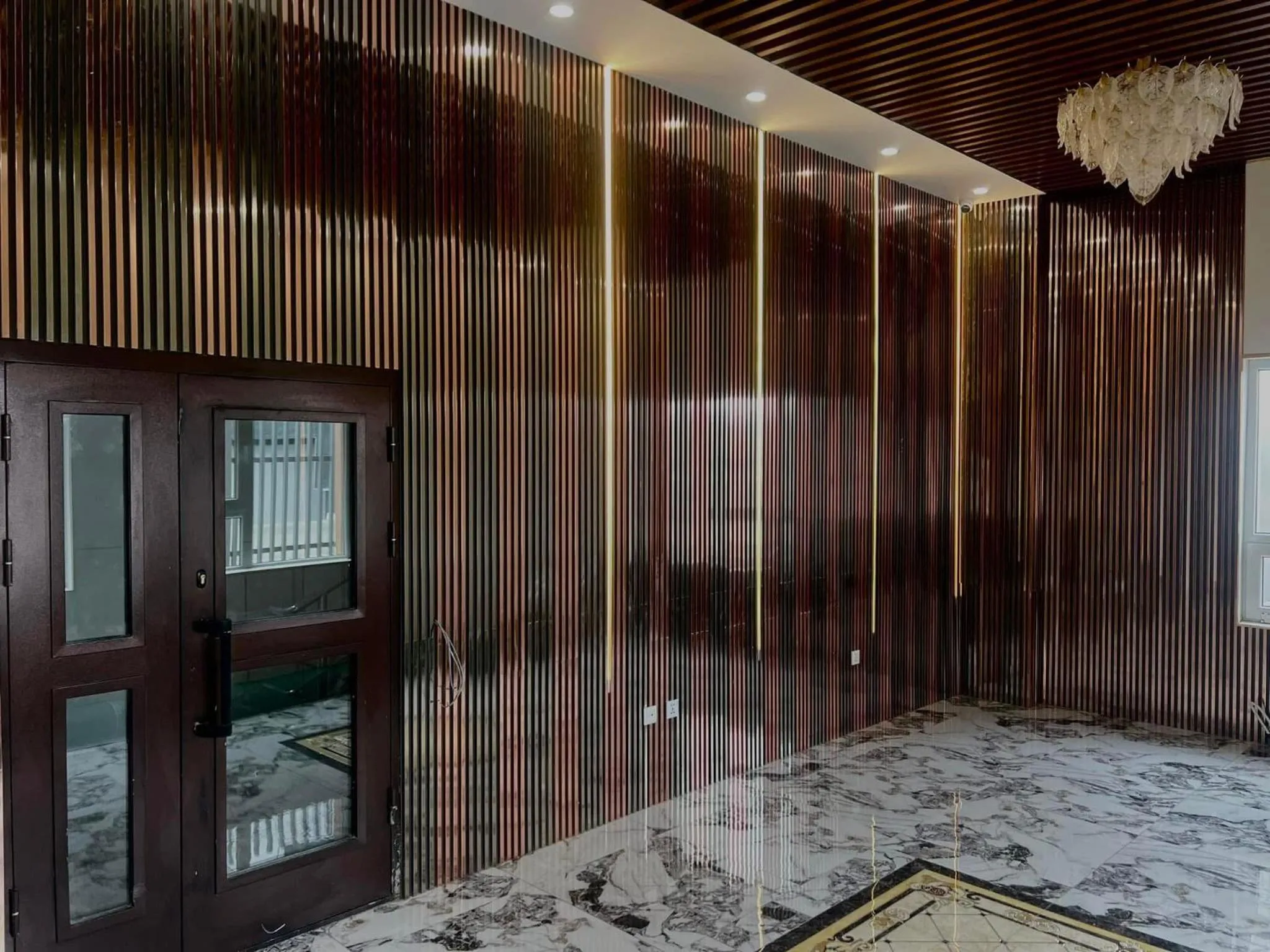 One-Bedroom Apartment in Capital Tower