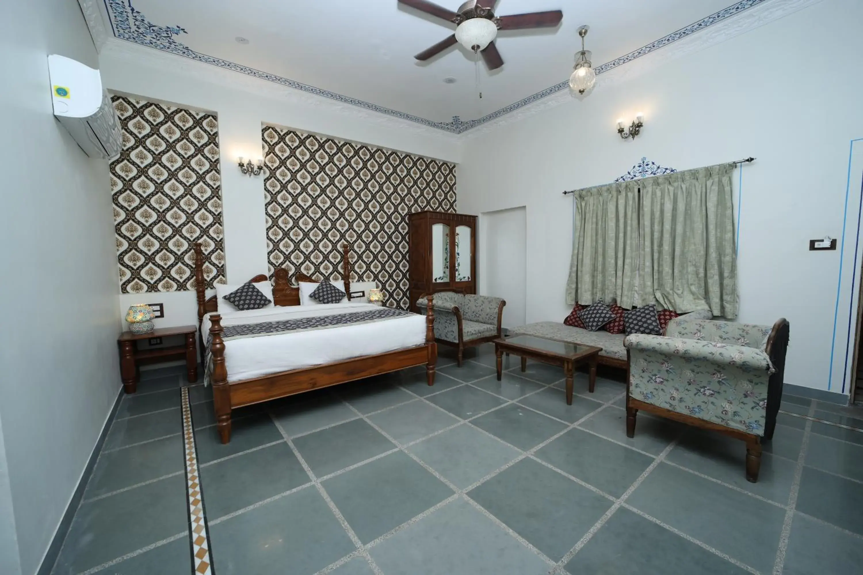 Jai Niwas Palace Resort Jai Niwas Palace Resort