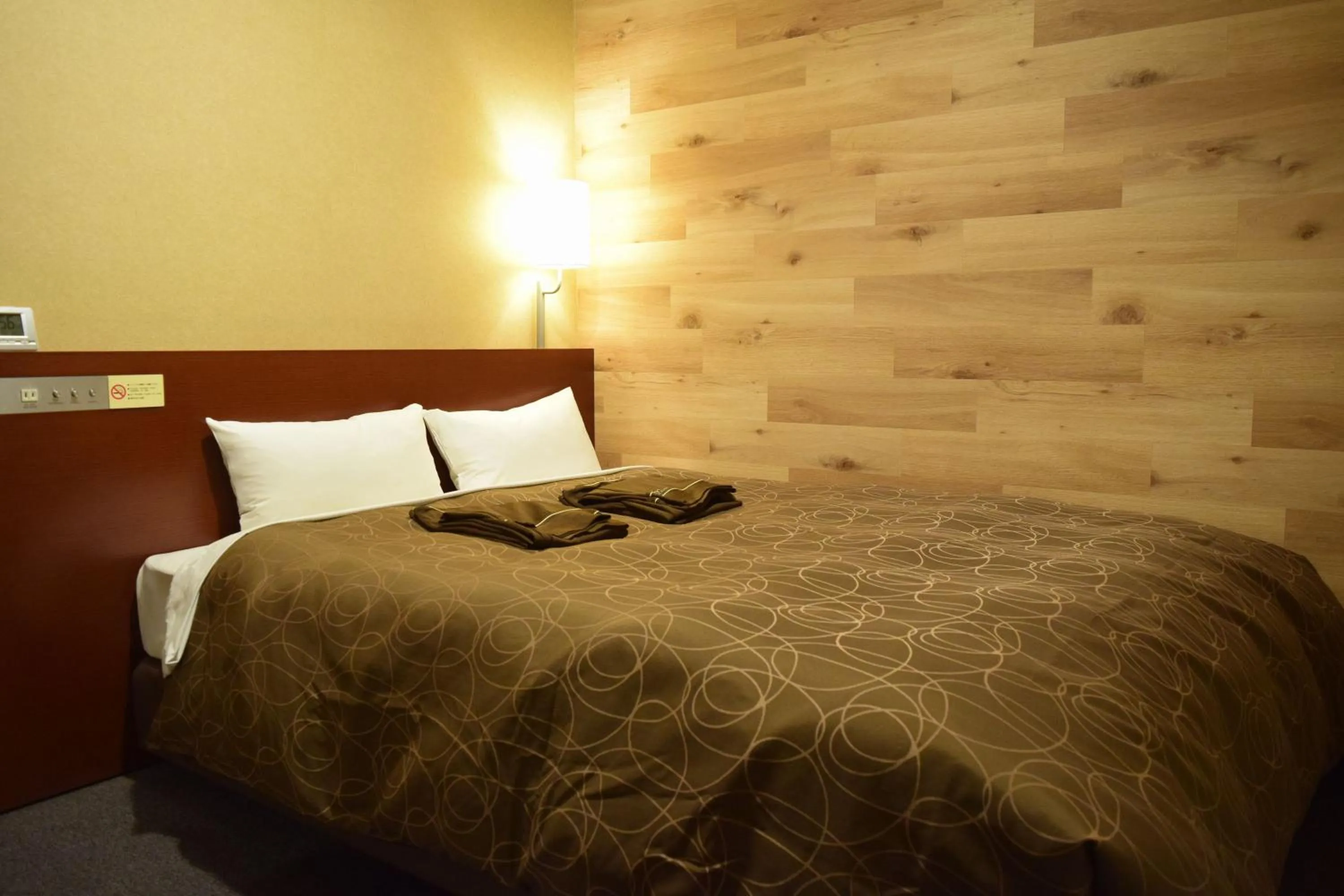 Bed in Hotel Resh Tottori Ekimae