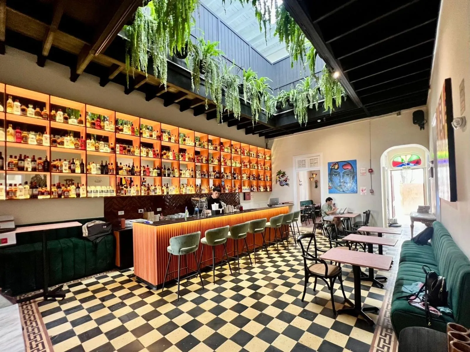 Restaurant/places to eat in Andara Boutique Hotel