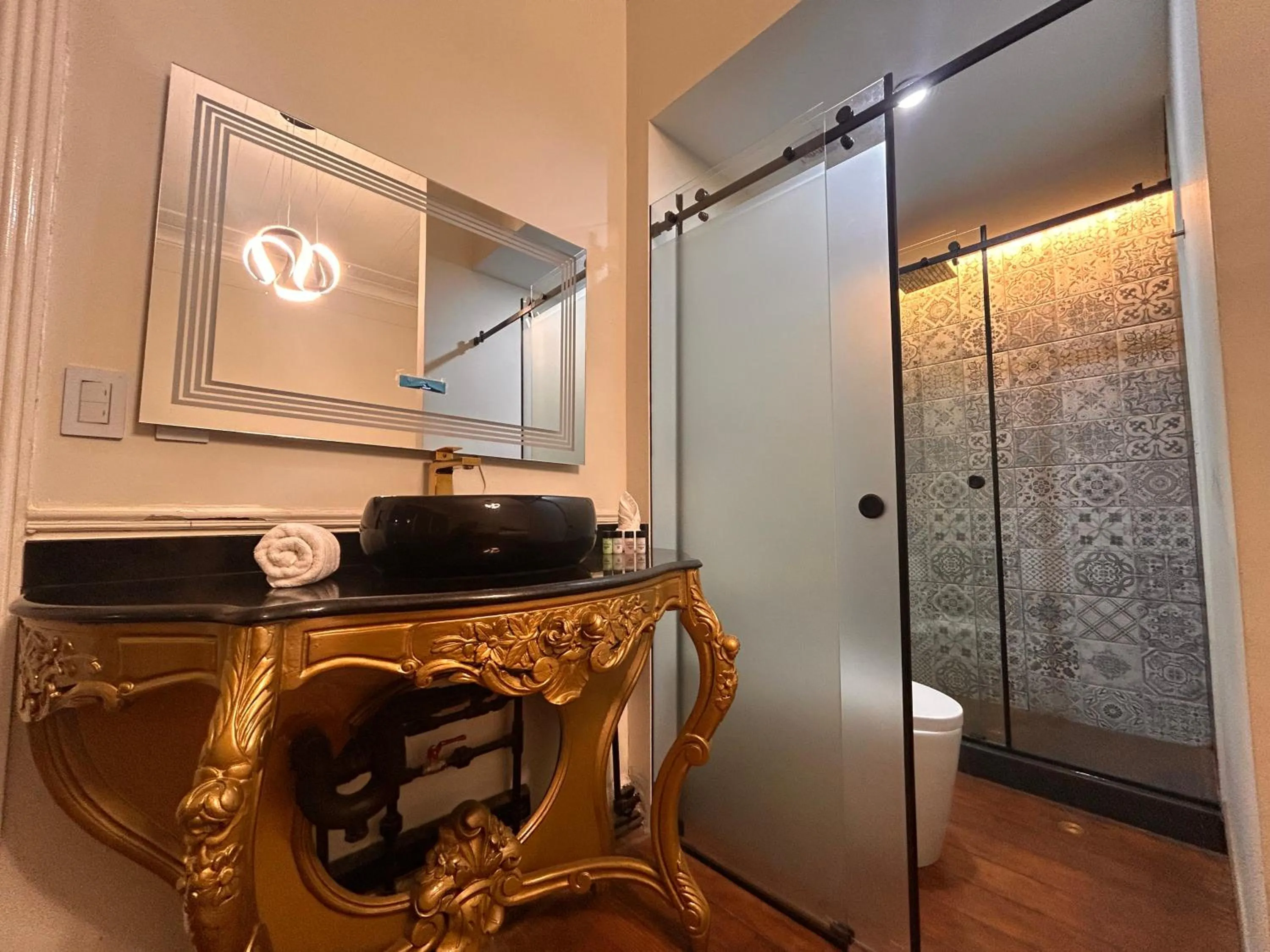 Bathroom in Andara Boutique Hotel