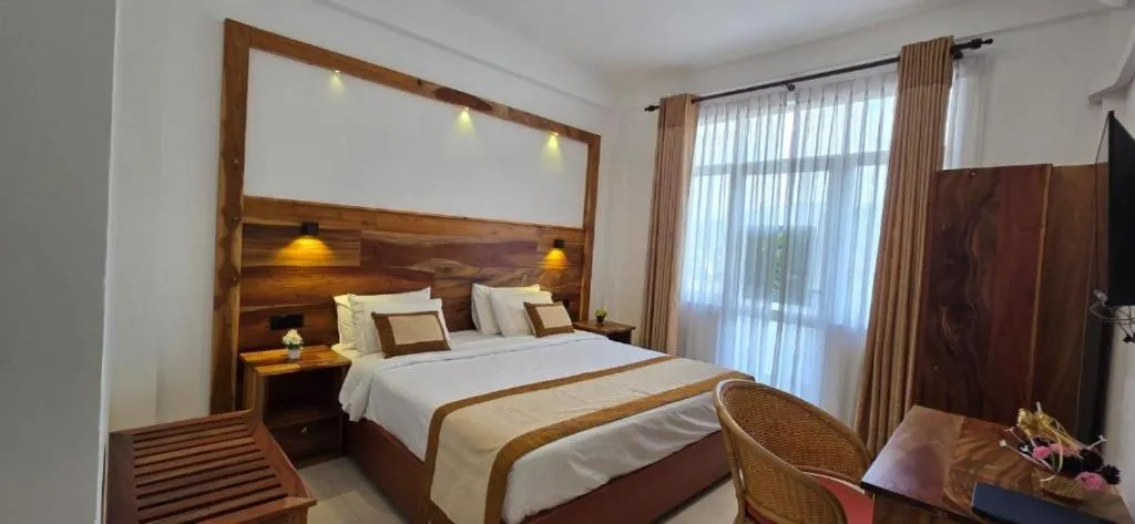 Kandy Grand Ocacia