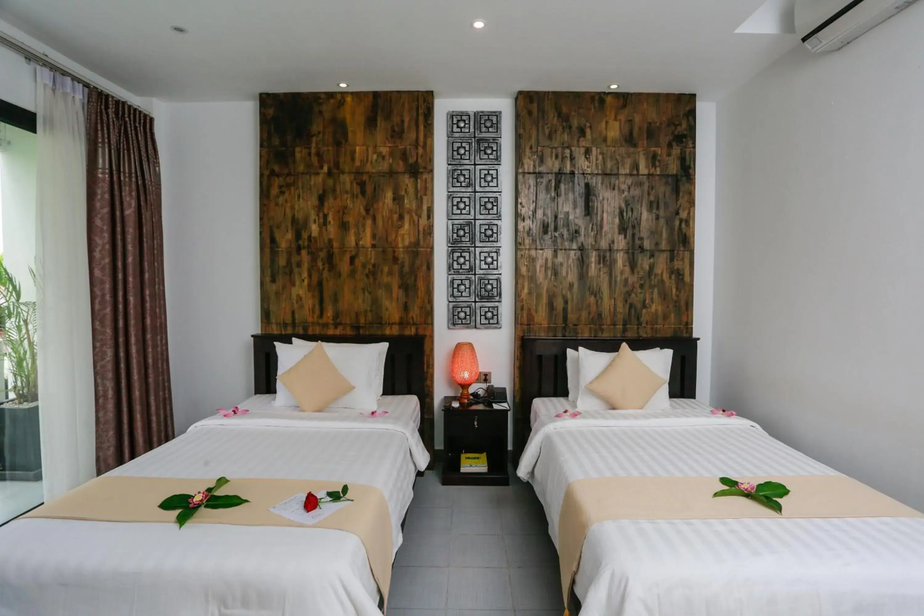 Deluxe Twin Room in Angkor Home 27 Deluxe Twin Room in Angkor Home 27