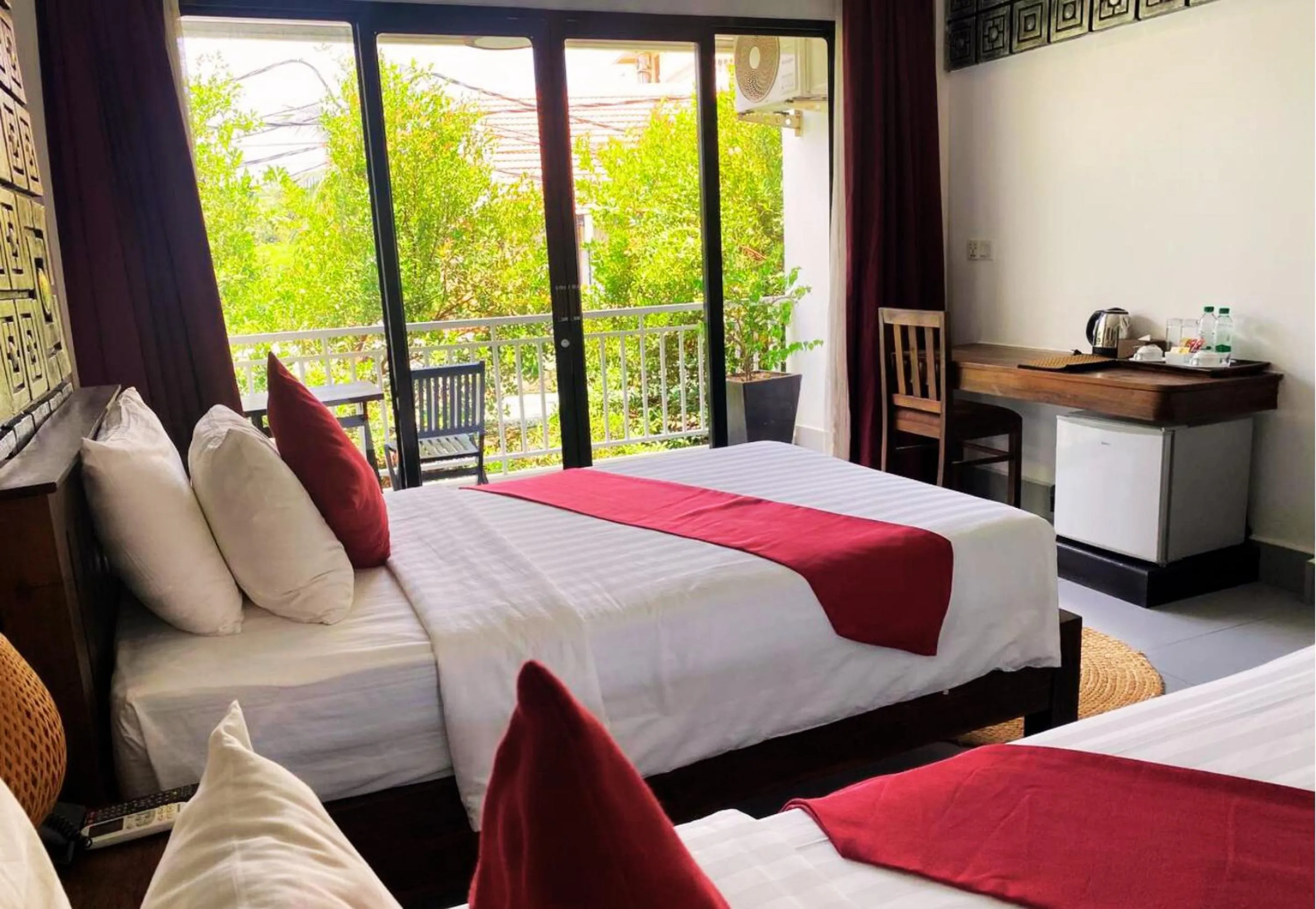 Superior Twin Room with City View in Angkor Home 27