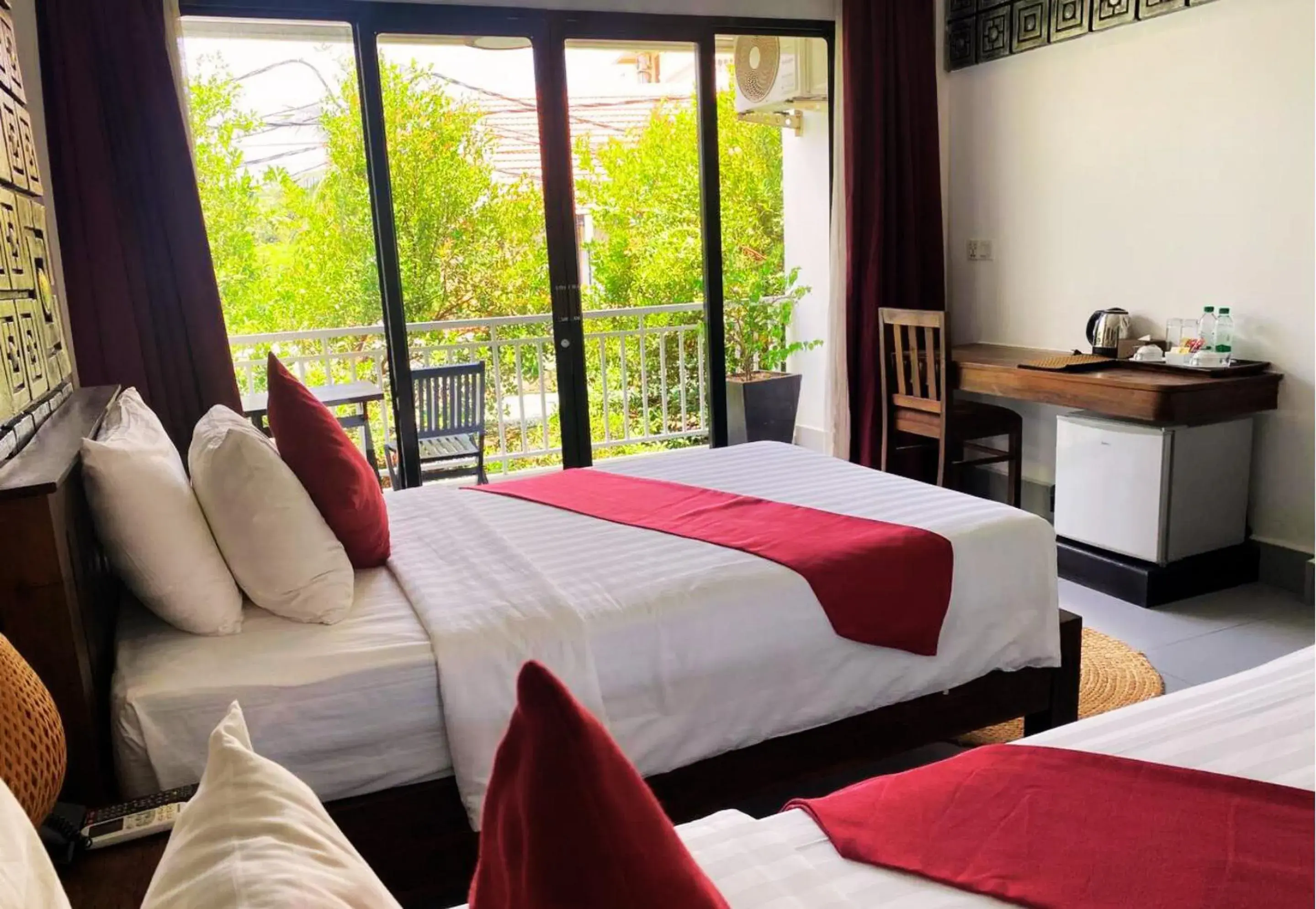 Superior Twin Room with City View in Angkor Home 27 Superior Twin Room with City View in Angkor Home 27