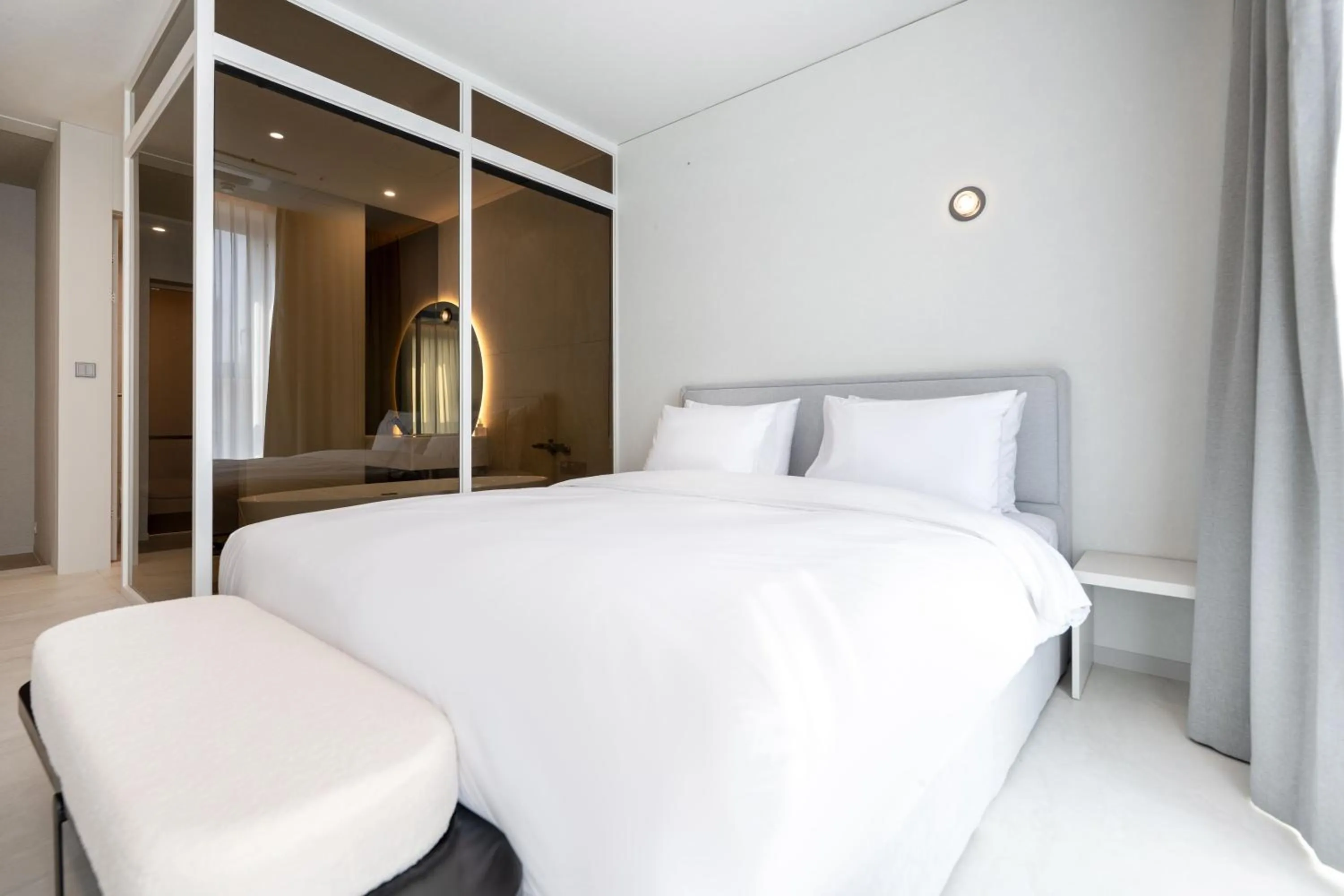 Bedroom, Bed in Gyeongju city hotel