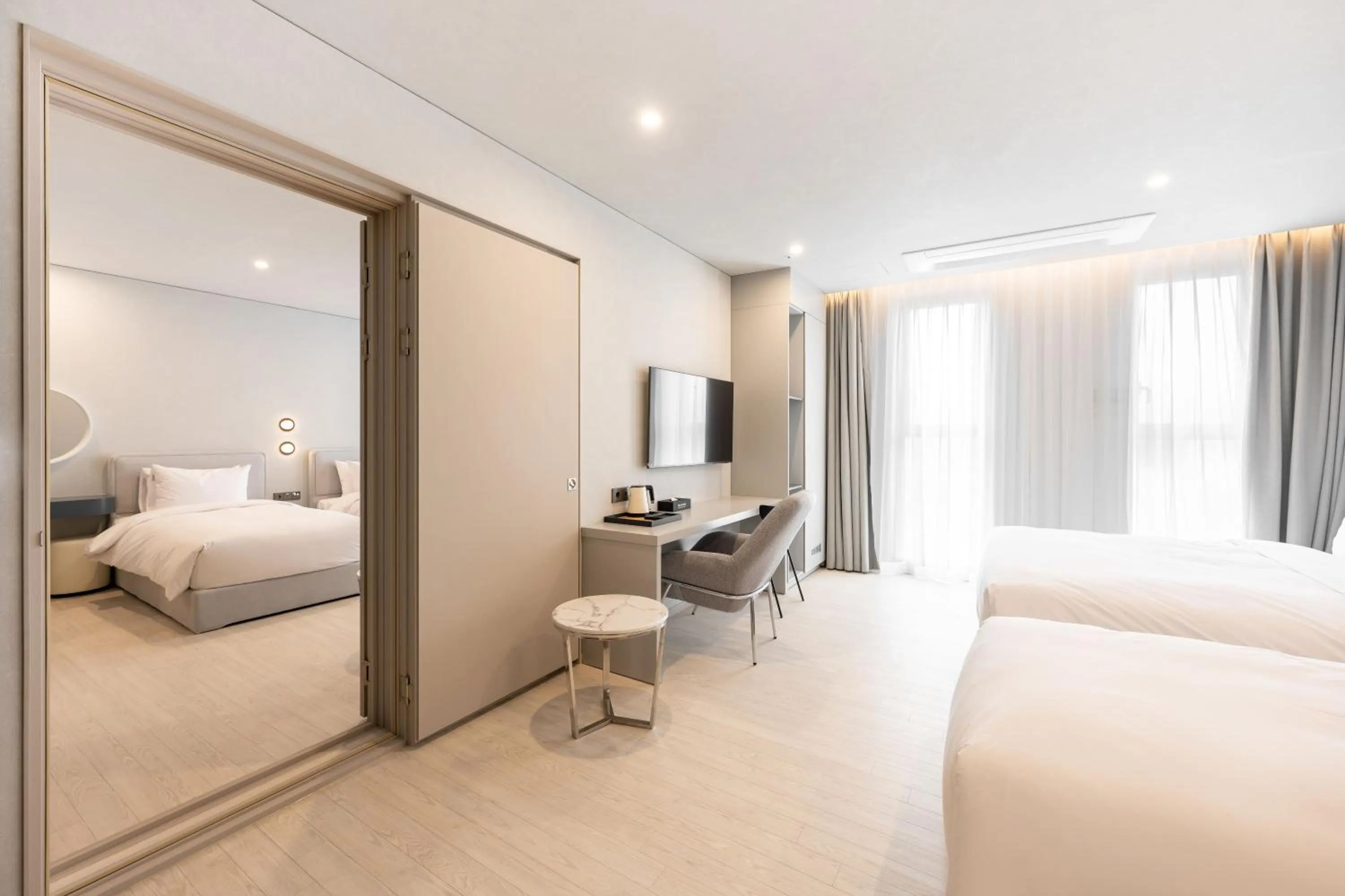 Bedroom, Bed in Gyeongju city hotel