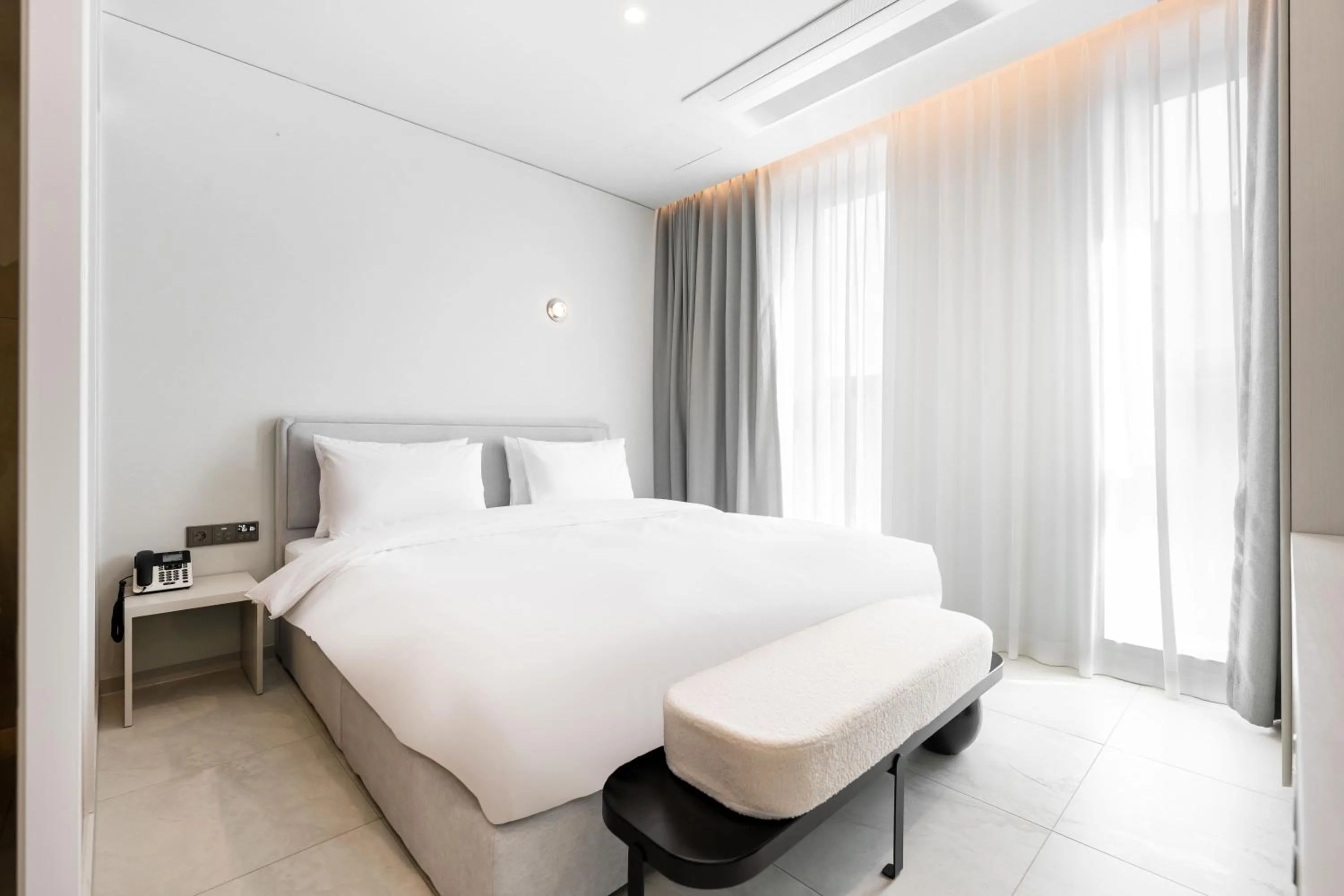 Bedroom, Bed in Gyeongju city hotel