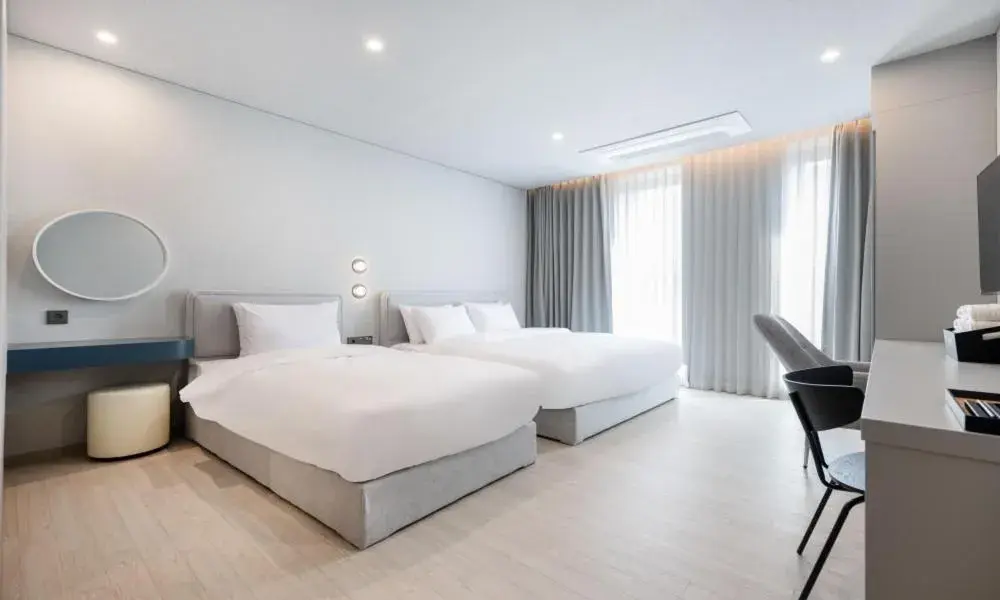 Superior Twin Room in Gyeongju city hotel Superior Twin Room in Gyeongju city hotel