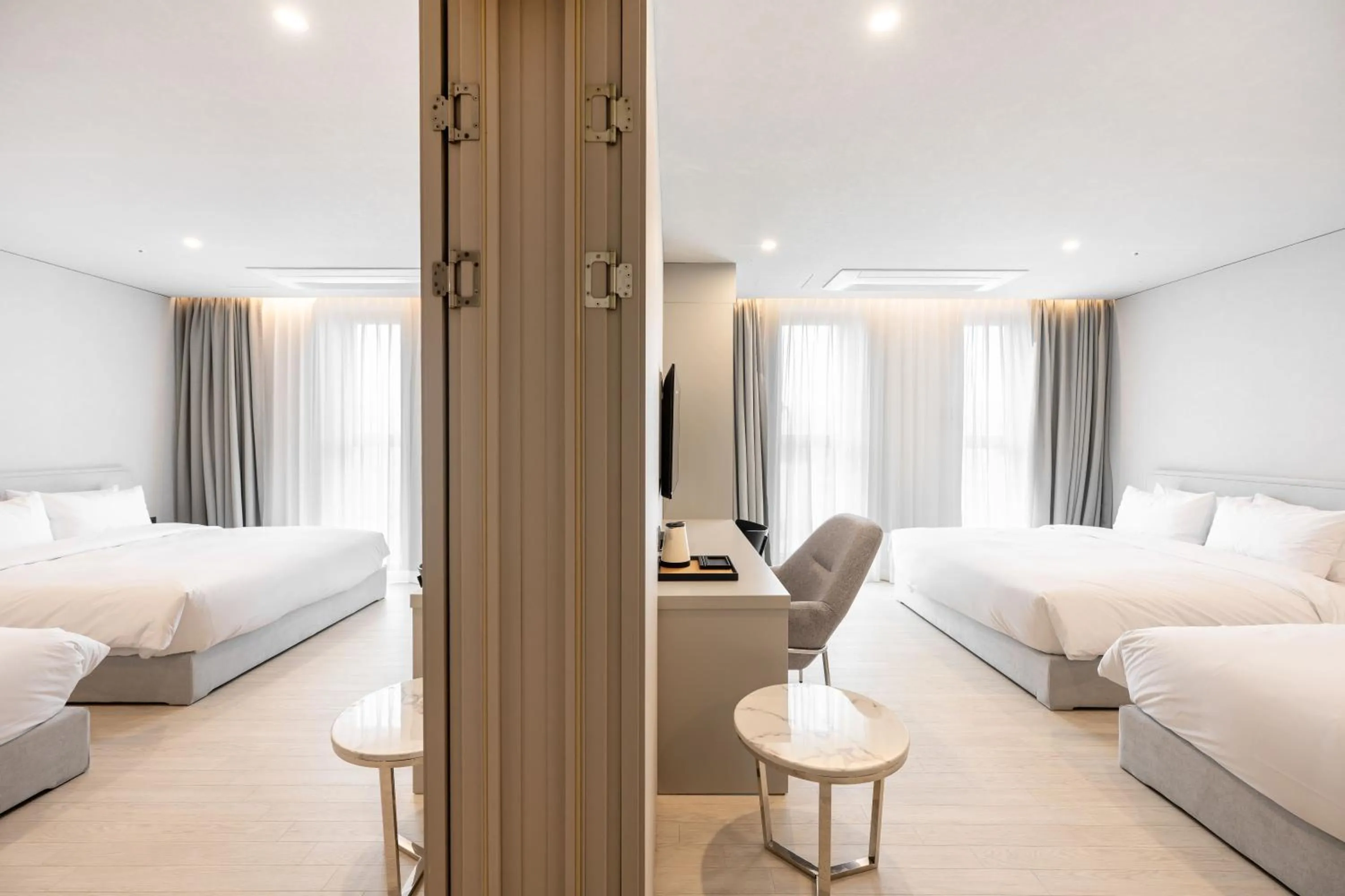 Bedroom, Bed in Gyeongju city hotel