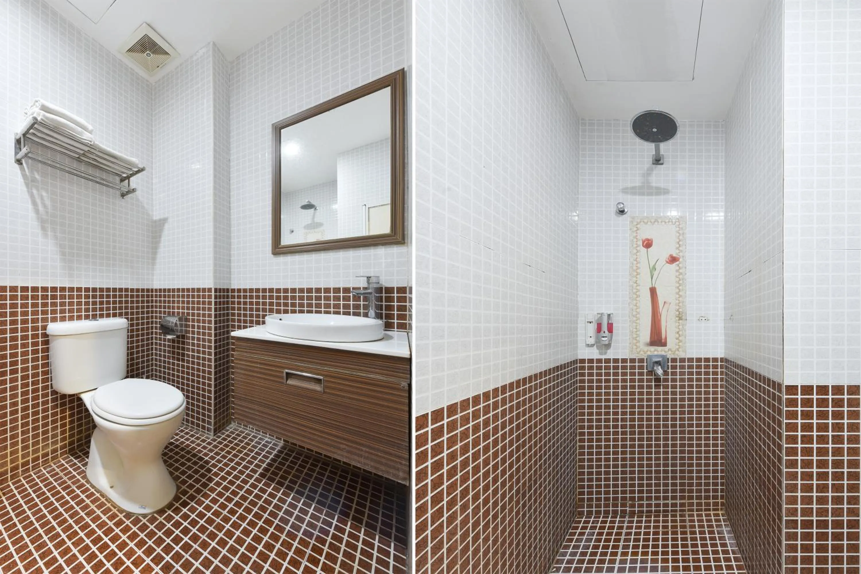 Bathroom in Dancenter G Home Hotel Near Kota Bharu Kelantan