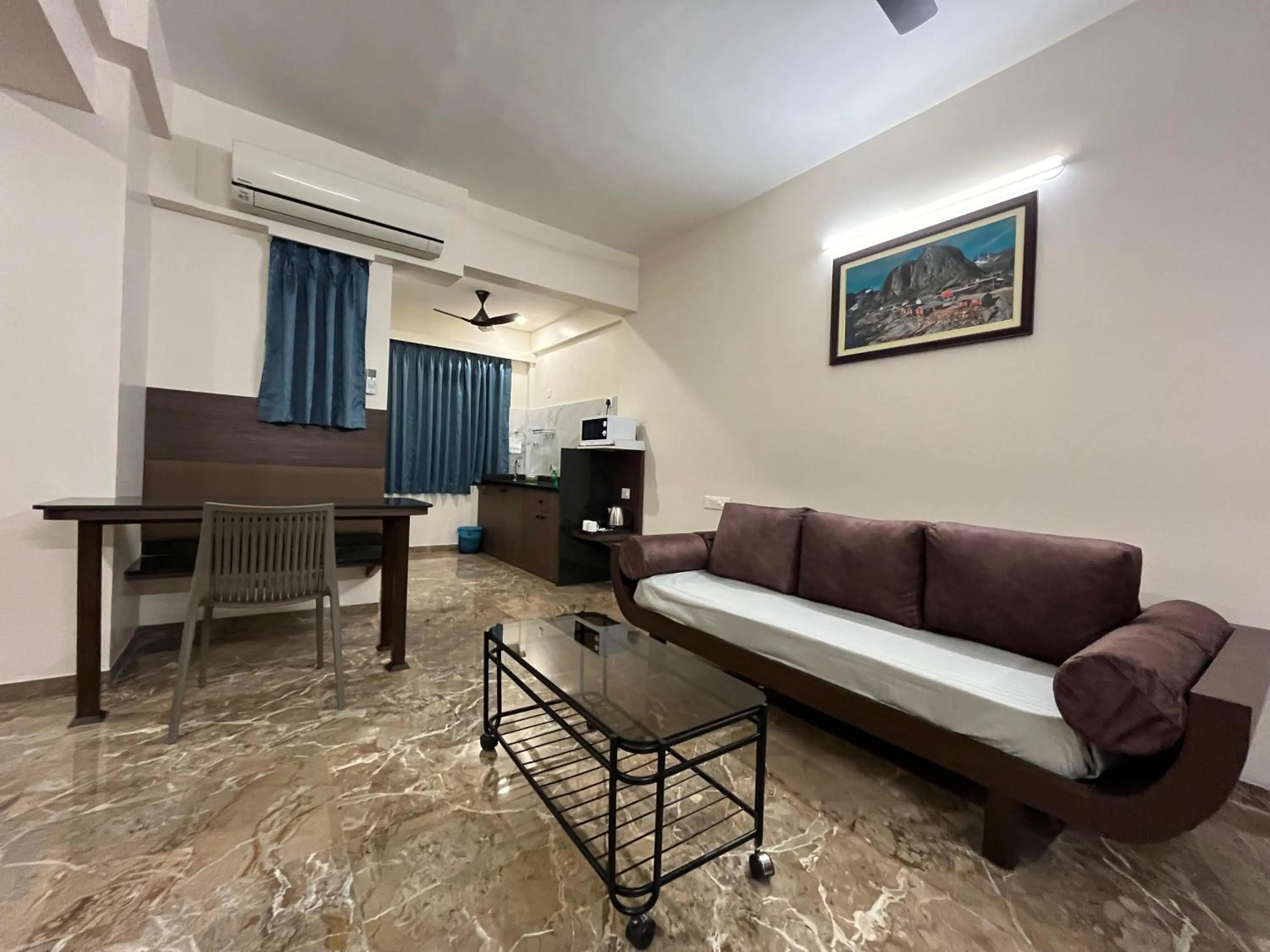 Kuber Suites