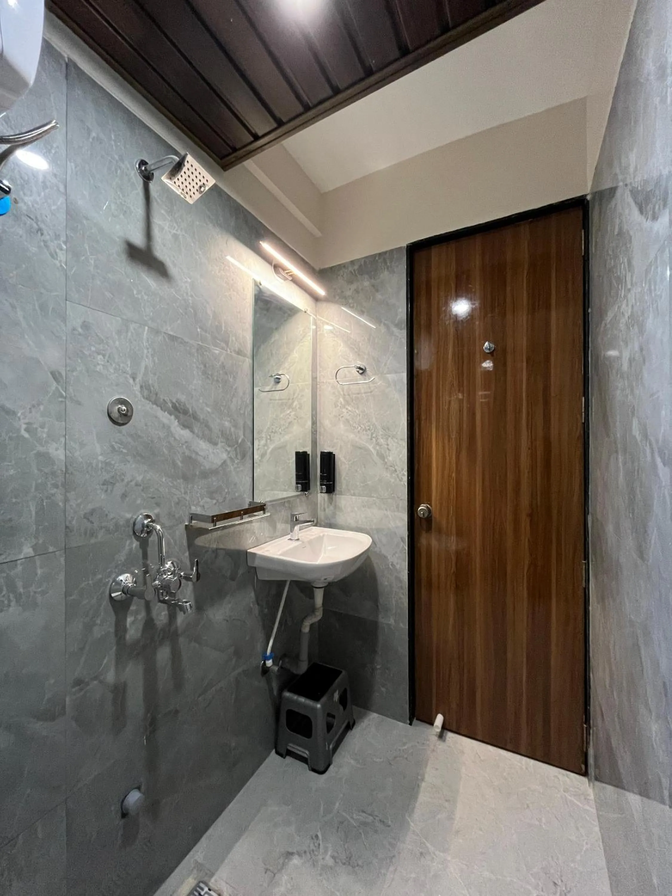 Kuber Suites