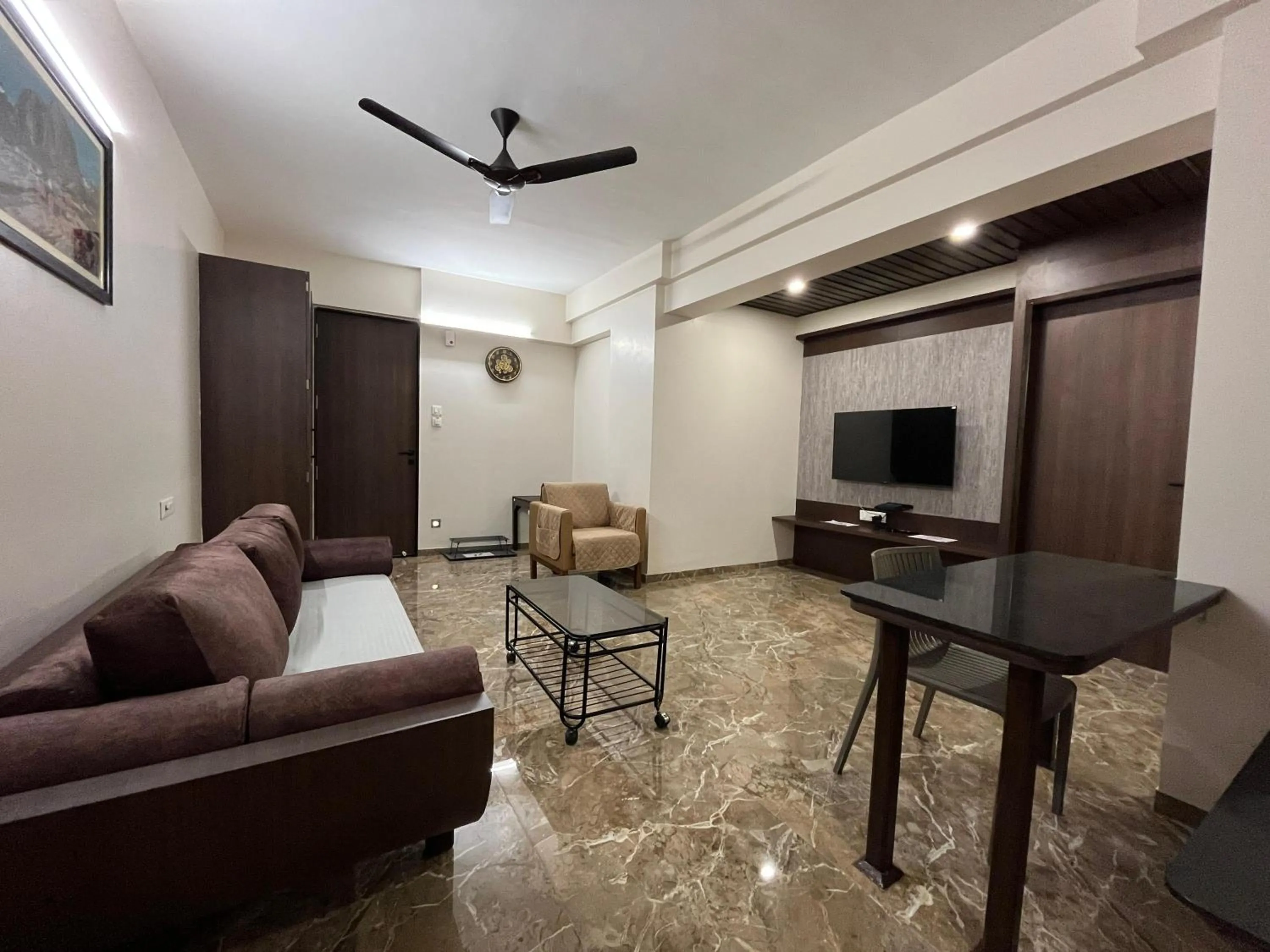TV and multimedia in Kuber Suites