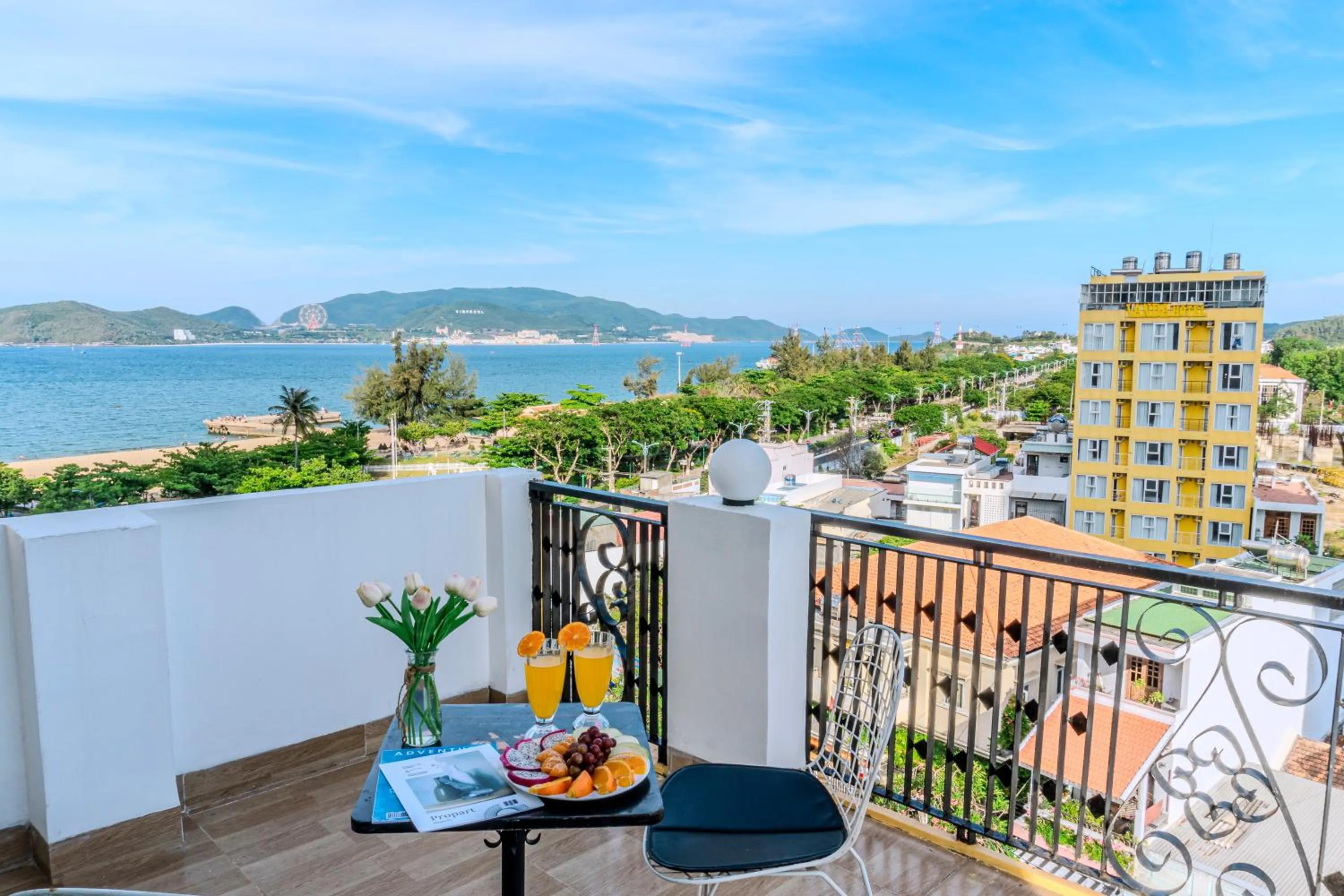 Melyna Hotel Nha Trang Beach