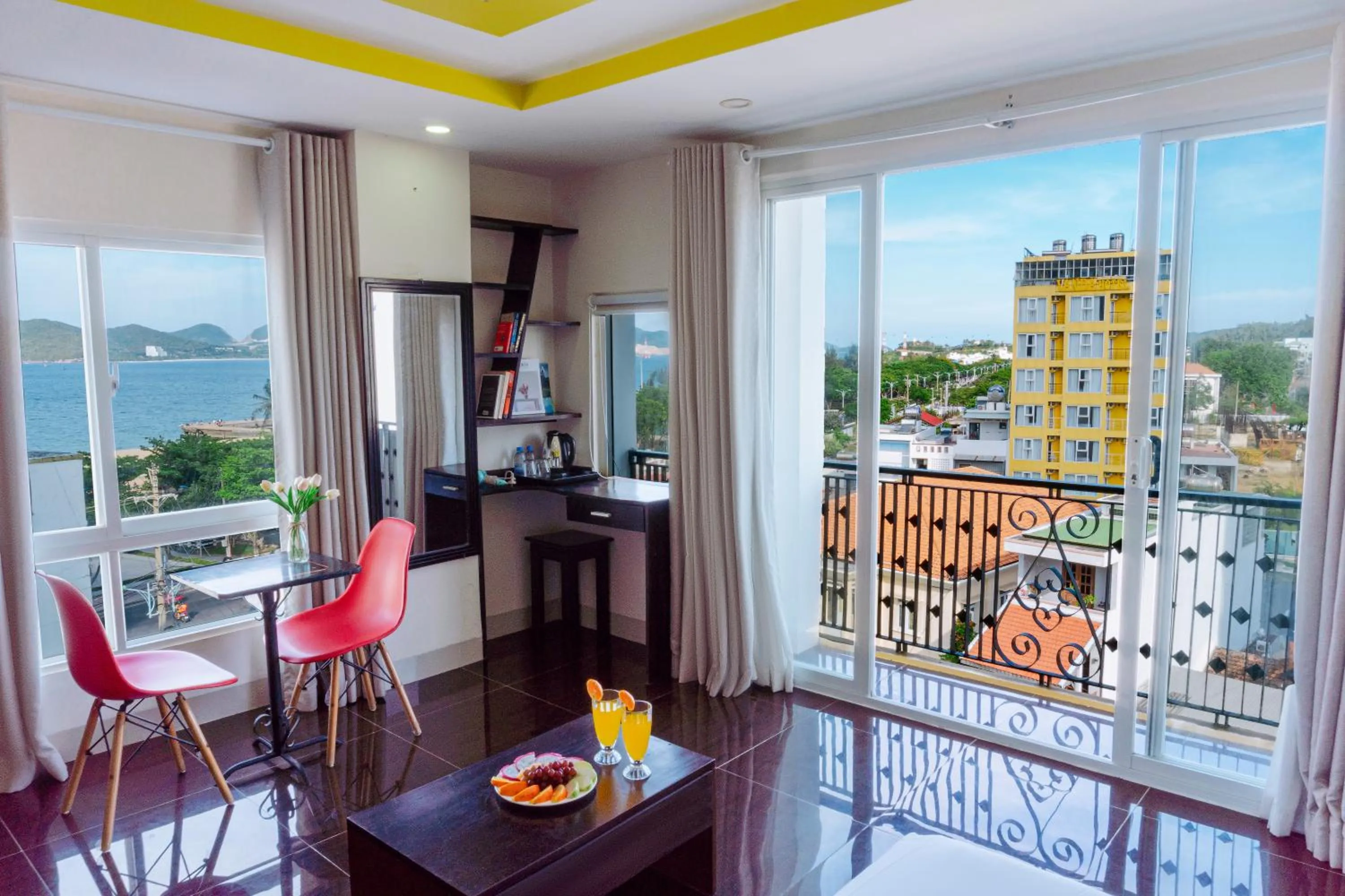 King Suite with Ocean View in Melyna Hotel Nha Trang Beach