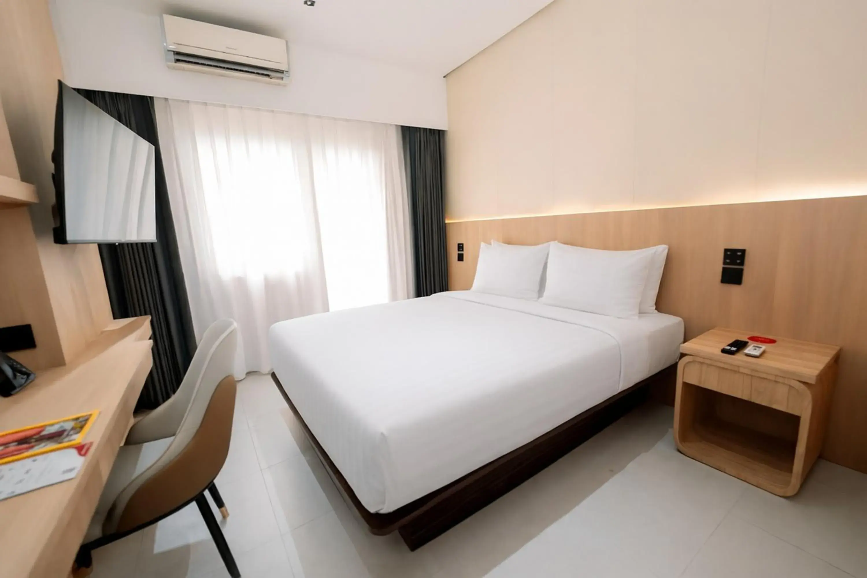 Bedroom, Bed in Shankee Suites Sudirman Bedroom, Bed in Shankee Suites Sudirman
