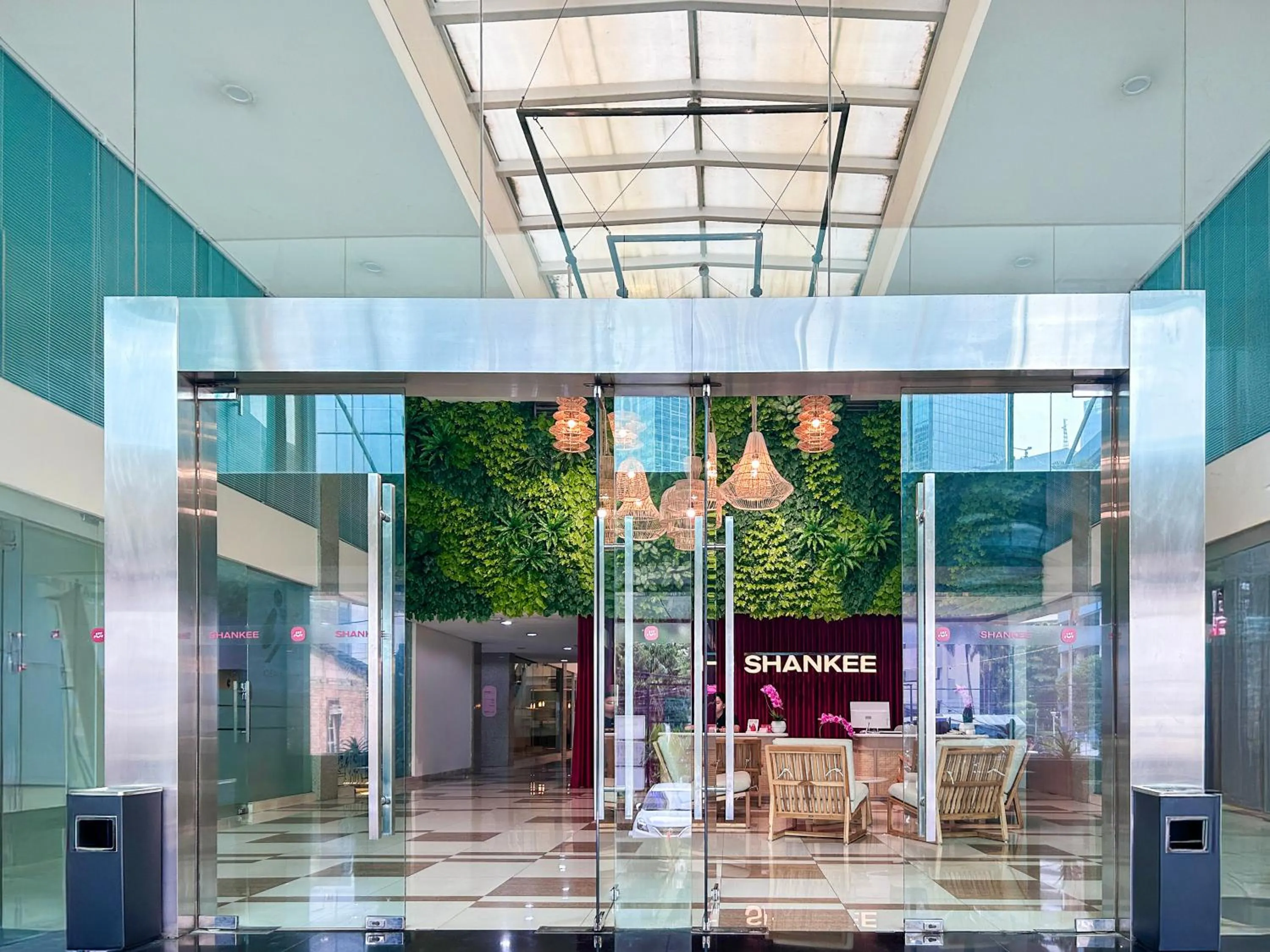 Lobby or reception in Shankee Suites Sudirman