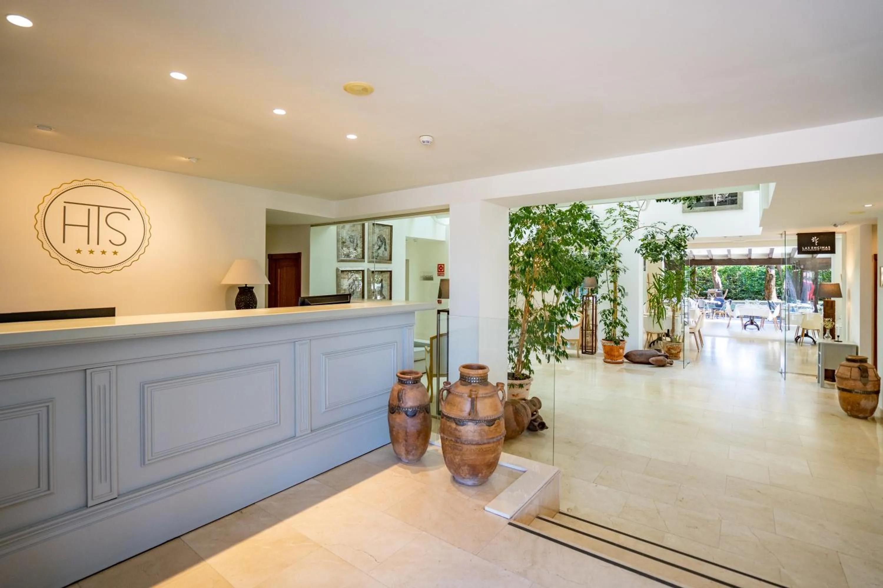 Lobby or reception in Hotel Torres de Somo