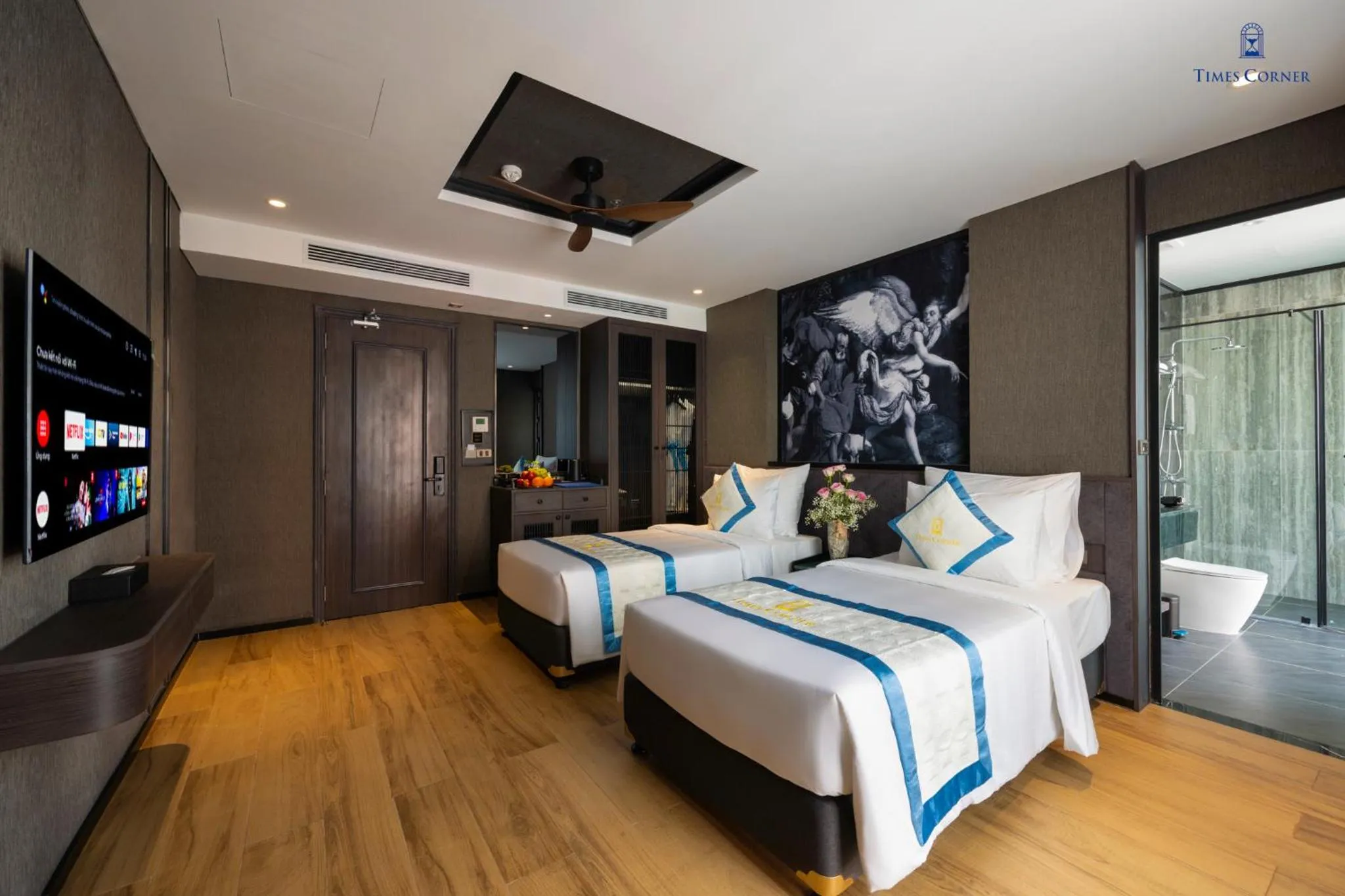 Photo of the whole room, Bed in Times Corner Amalfi Hotel