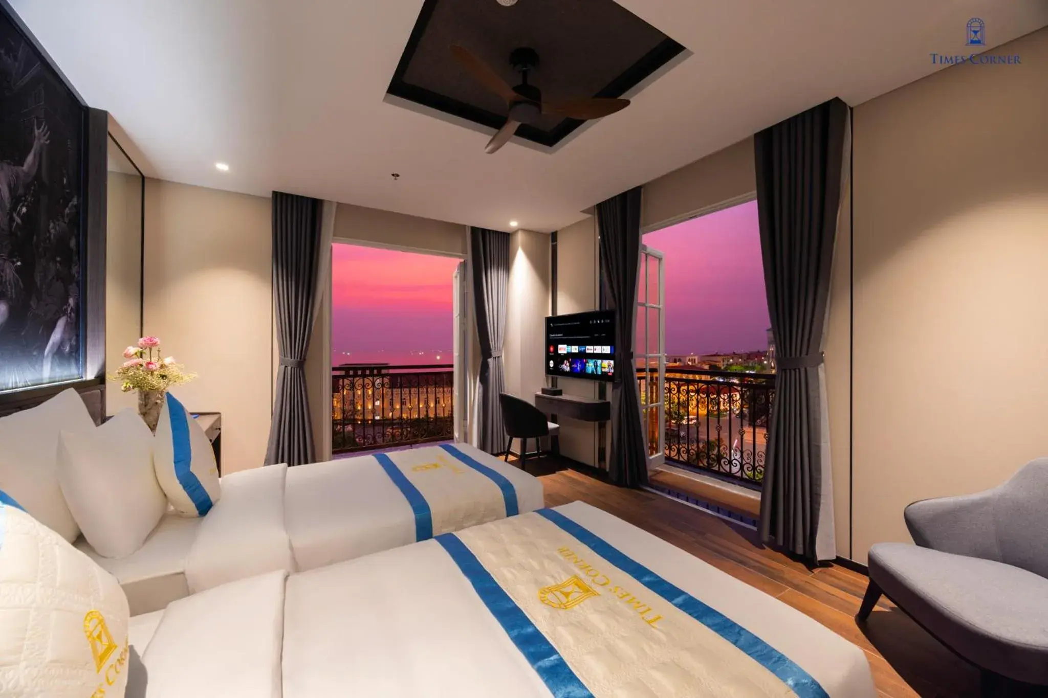 Bed in Times Corner Amalfi Hotel Bed in Times Corner Amalfi Hotel