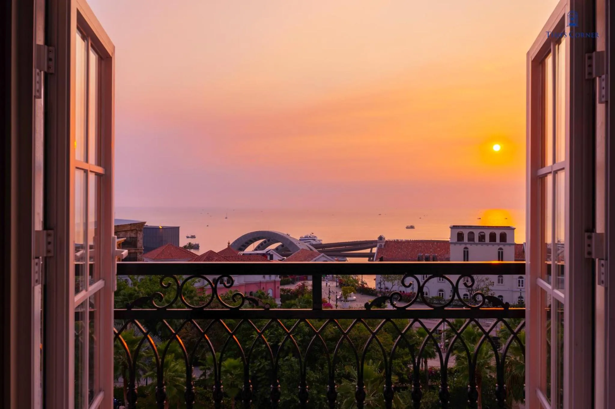 Sea view in Times Corner Amalfi Hotel