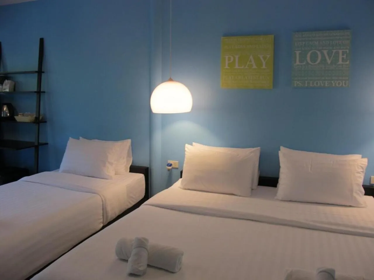 Bed in Panviman Amphawa Garden Resort