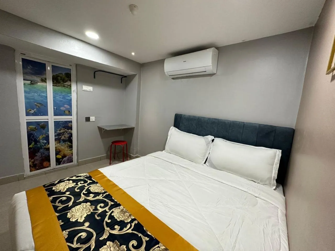 Bed in SS Grey Hotel