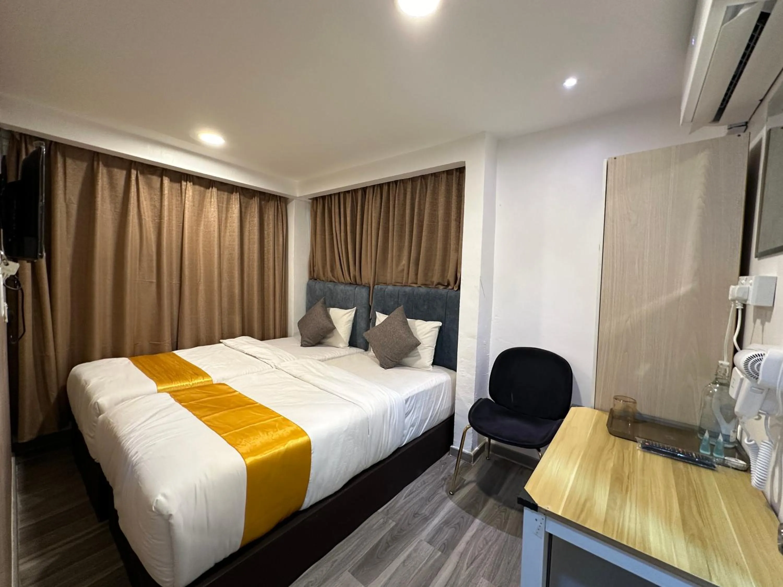 Bed in SS Grey Hotel