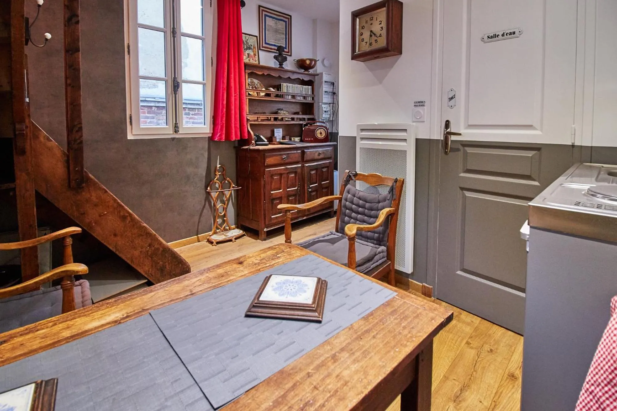 La Plus Petite Maison De France