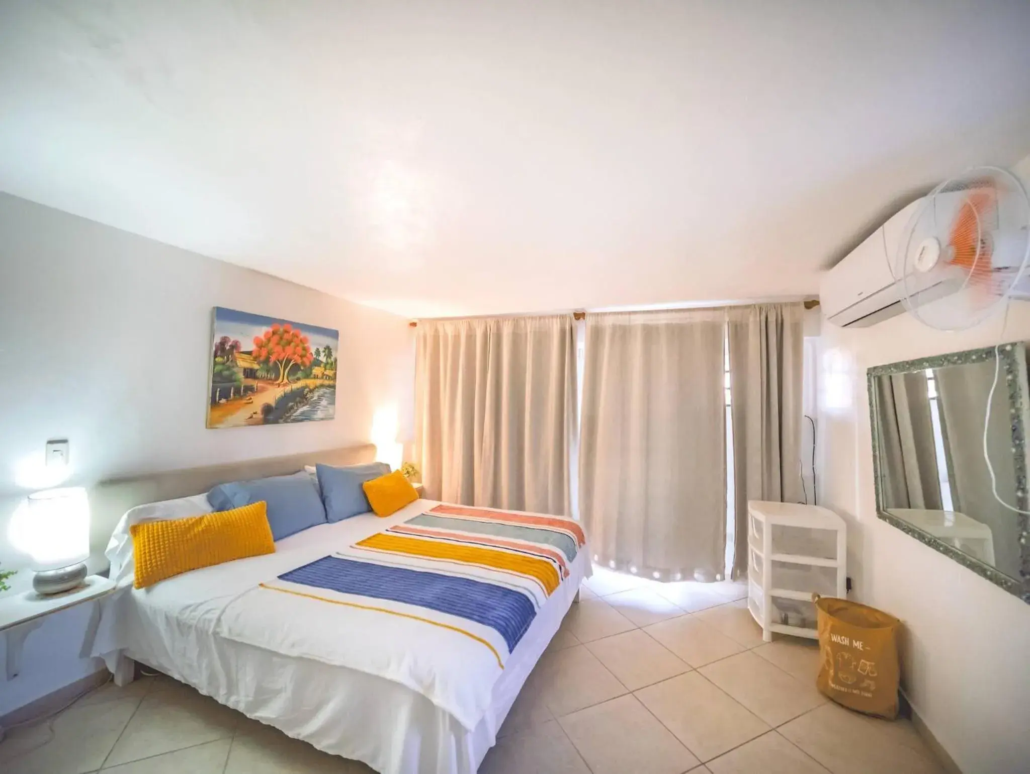 Central 1BR APT - 1 minute Walking from Rumba Central 1BR APT - 1 minute Walking from Rumba