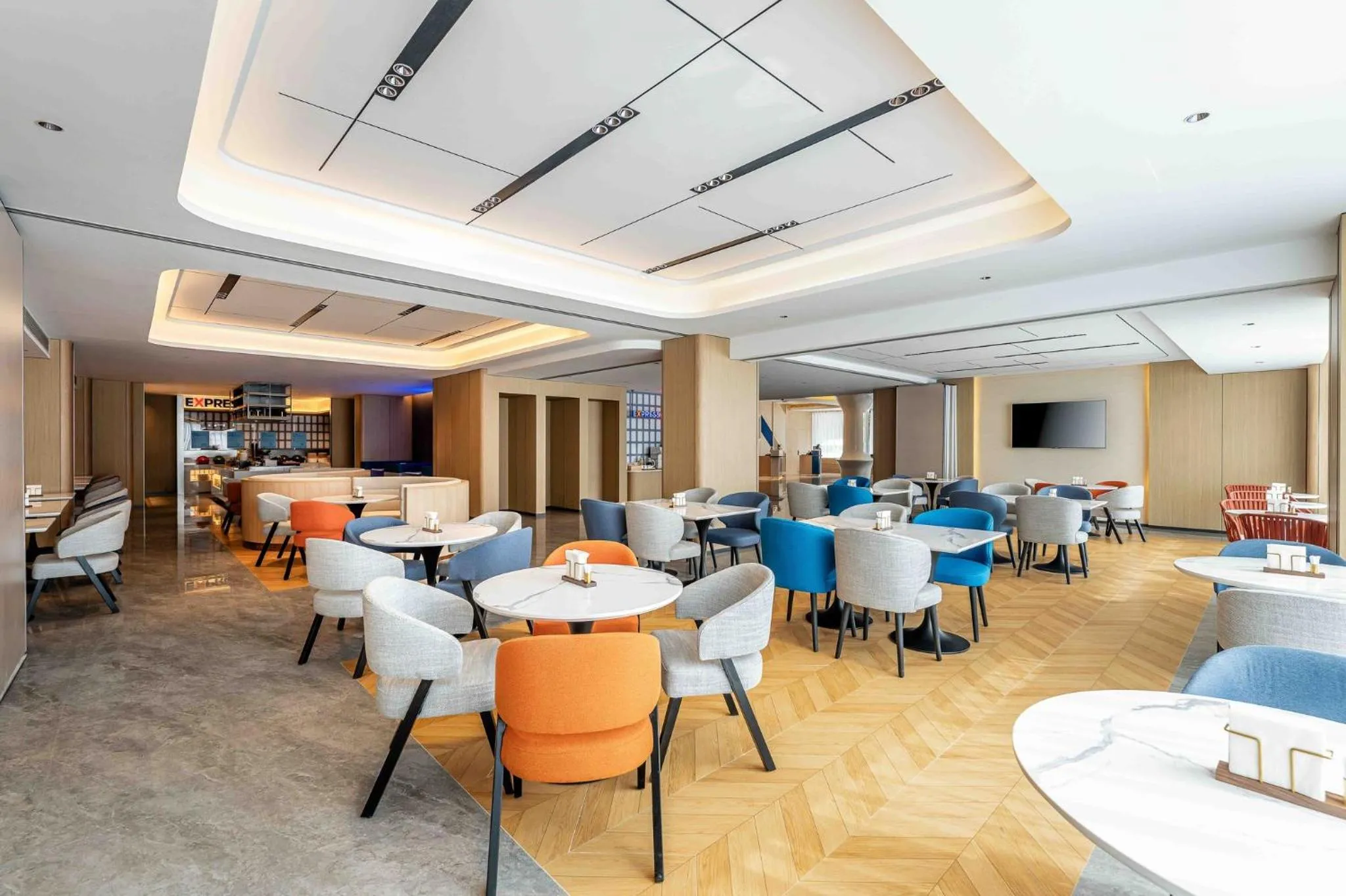 Restaurant/places to eat in Holiday Inn Express Shanghai PVG Airport Zhuqiao - Free shuttle bus to Pudong Airport and Disneyland