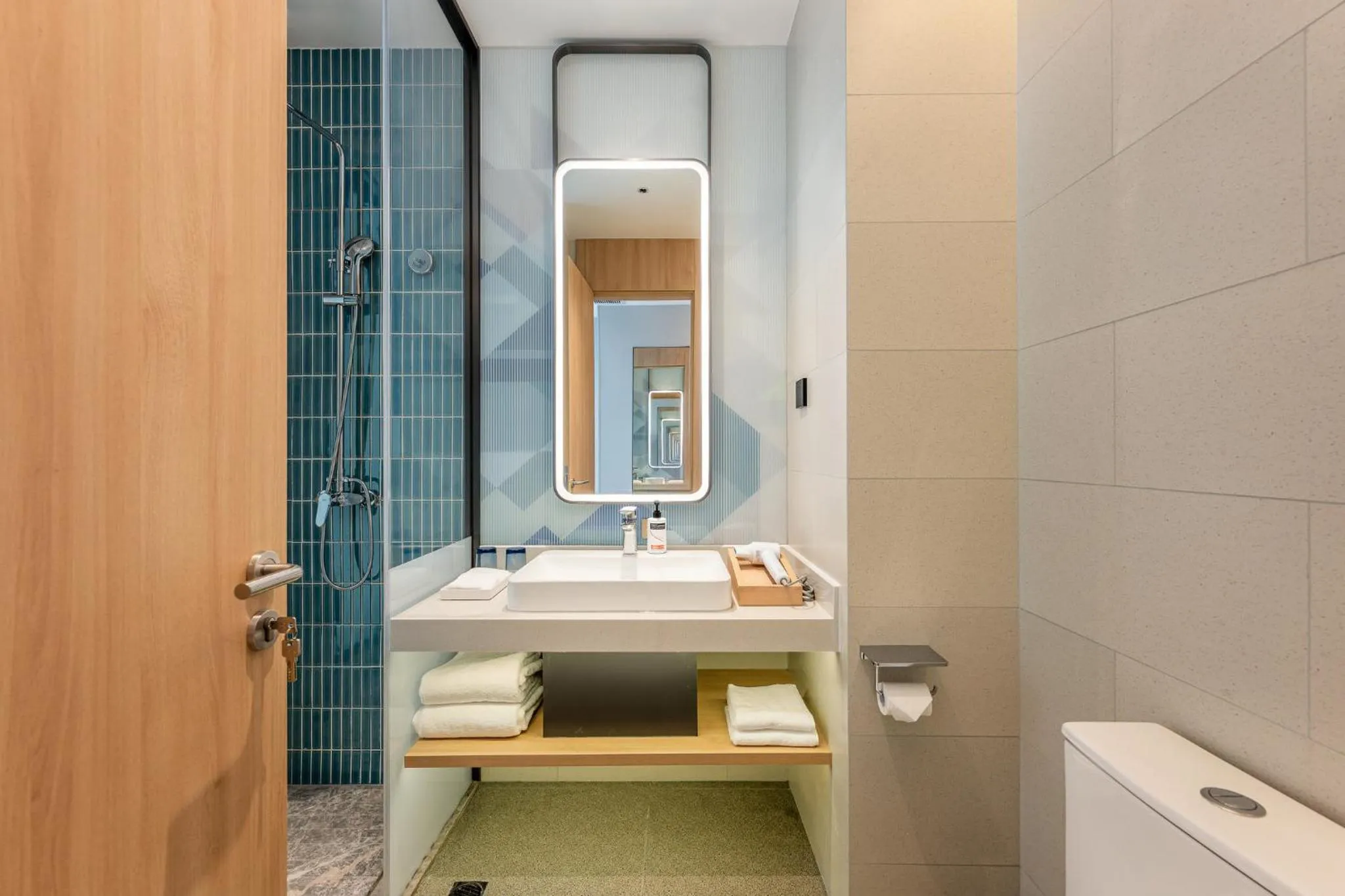 Bathroom in Holiday Inn Express Shanghai Hongqiao CBD by IHG