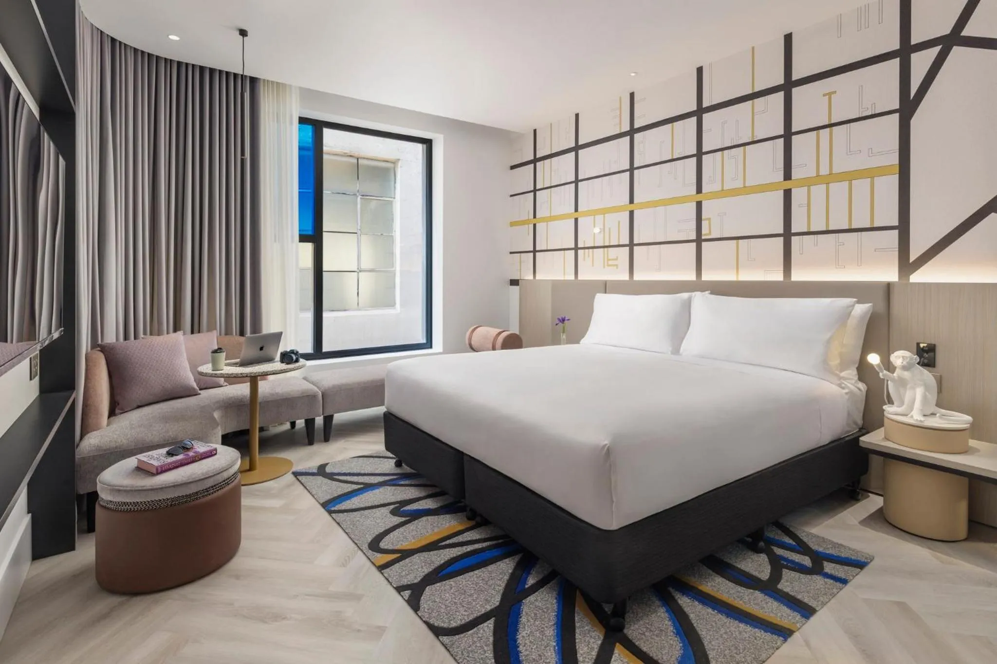 Photo of the whole room, Bed in Hotel Indigo Melbourne Little Collins