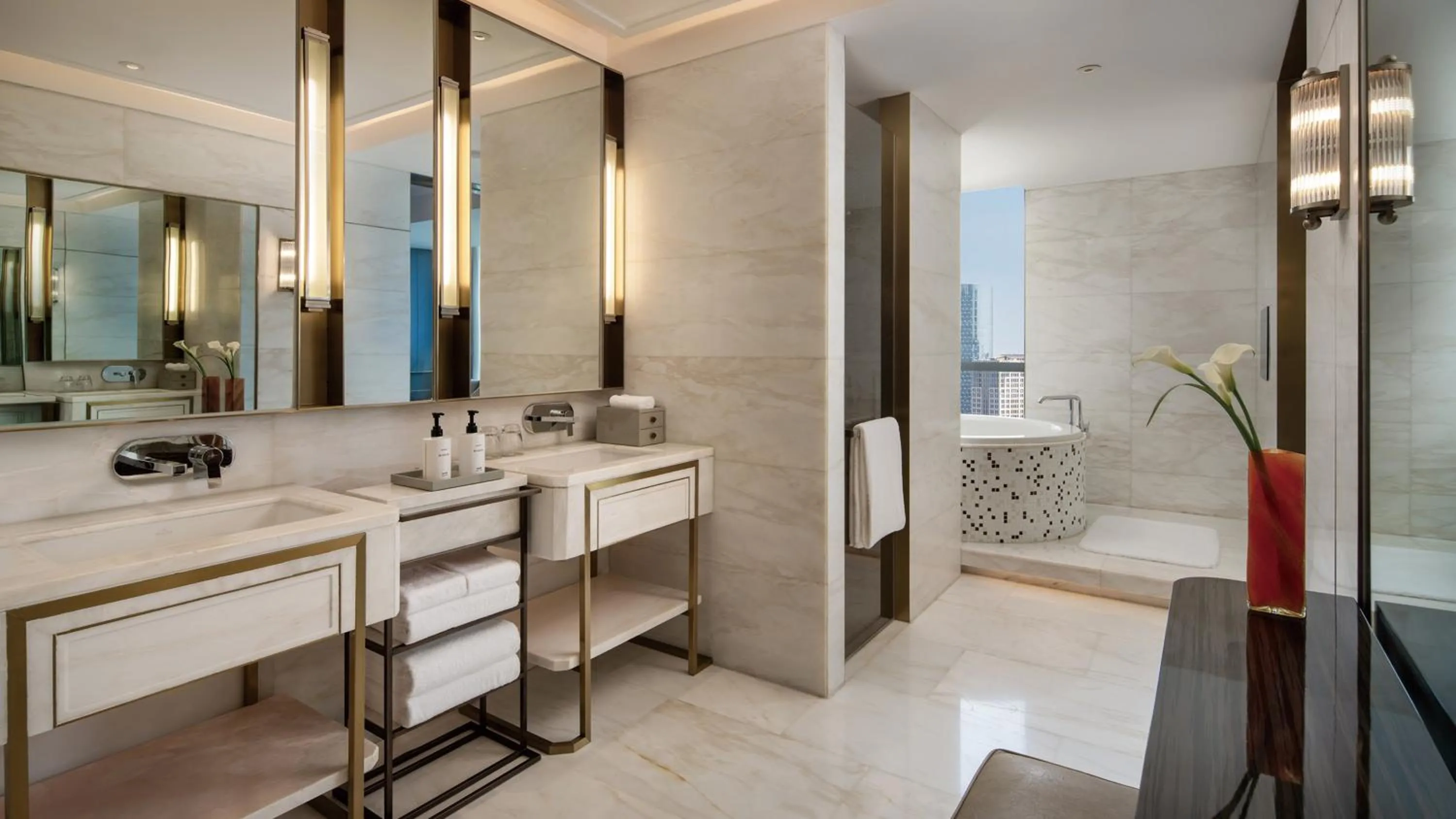 Bathroom in InterContinental Hotels Zhengzhou Zhengdong