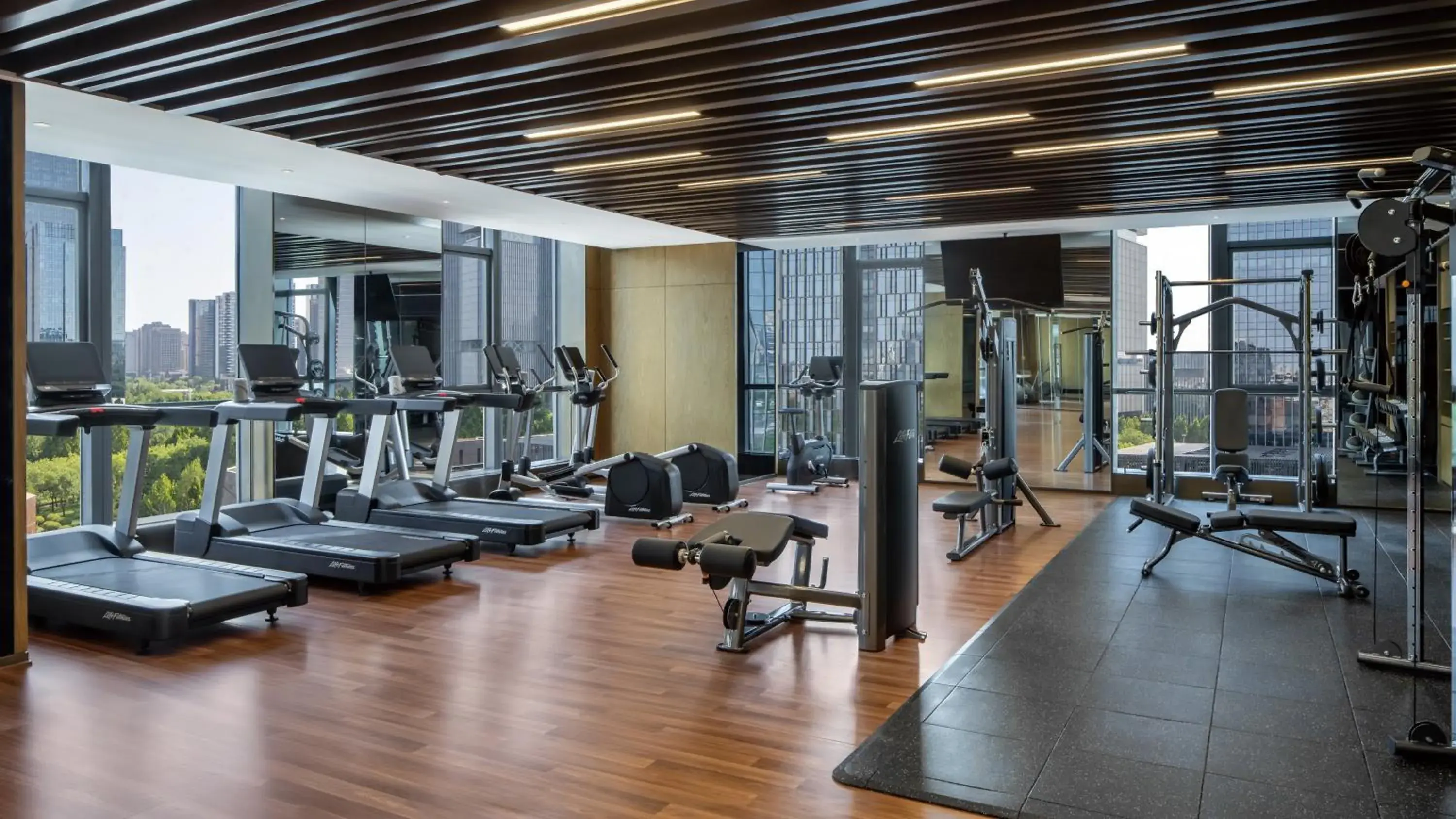 Fitness centre/facilities in InterContinental Hotels Zhengzhou Zhengdong Fitness centre/facilities in InterContinental Hotels Zhengzhou Zhengdong