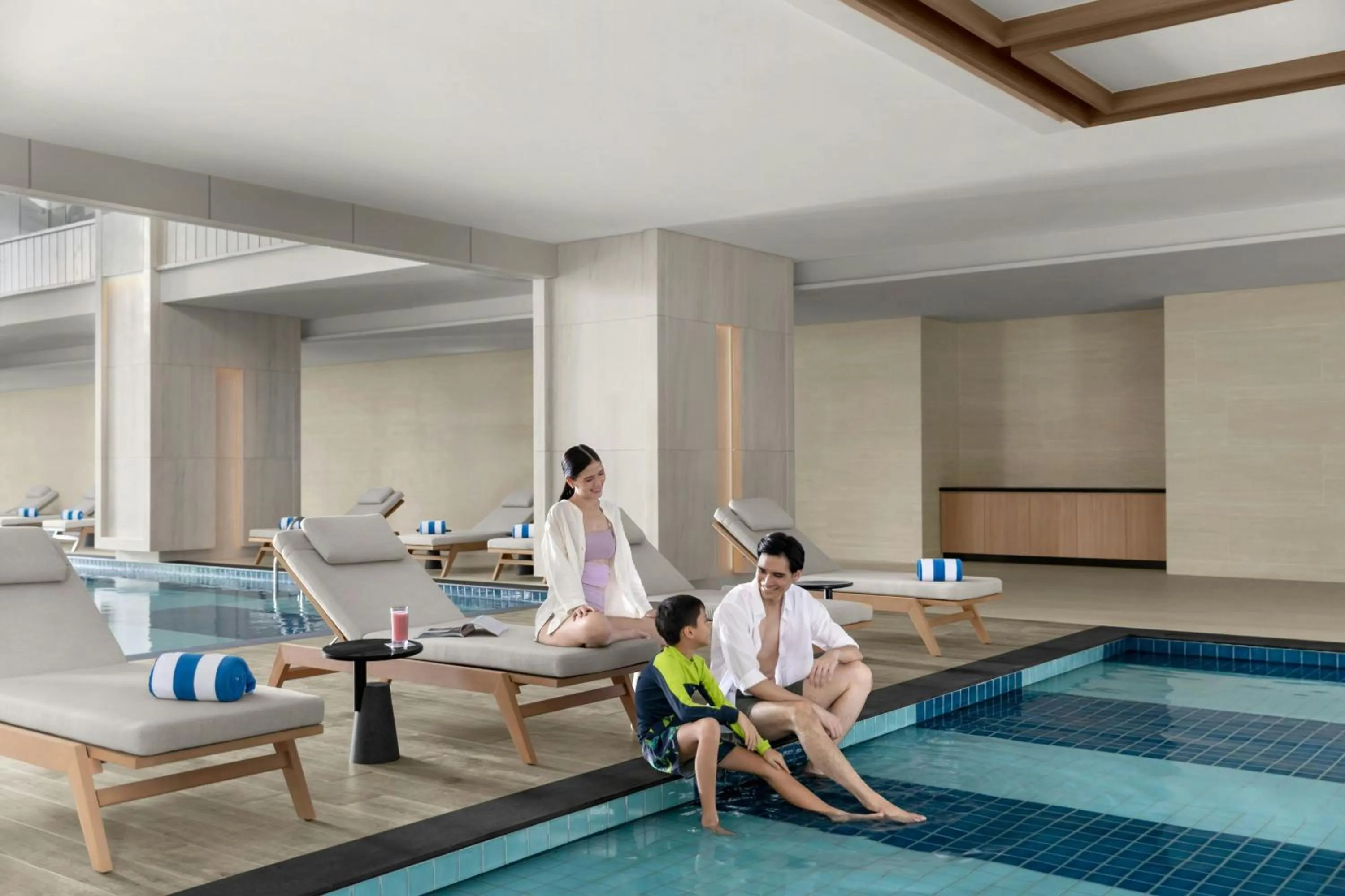Swimming pool in Marriott Executive Apartments Kuala Lumpur