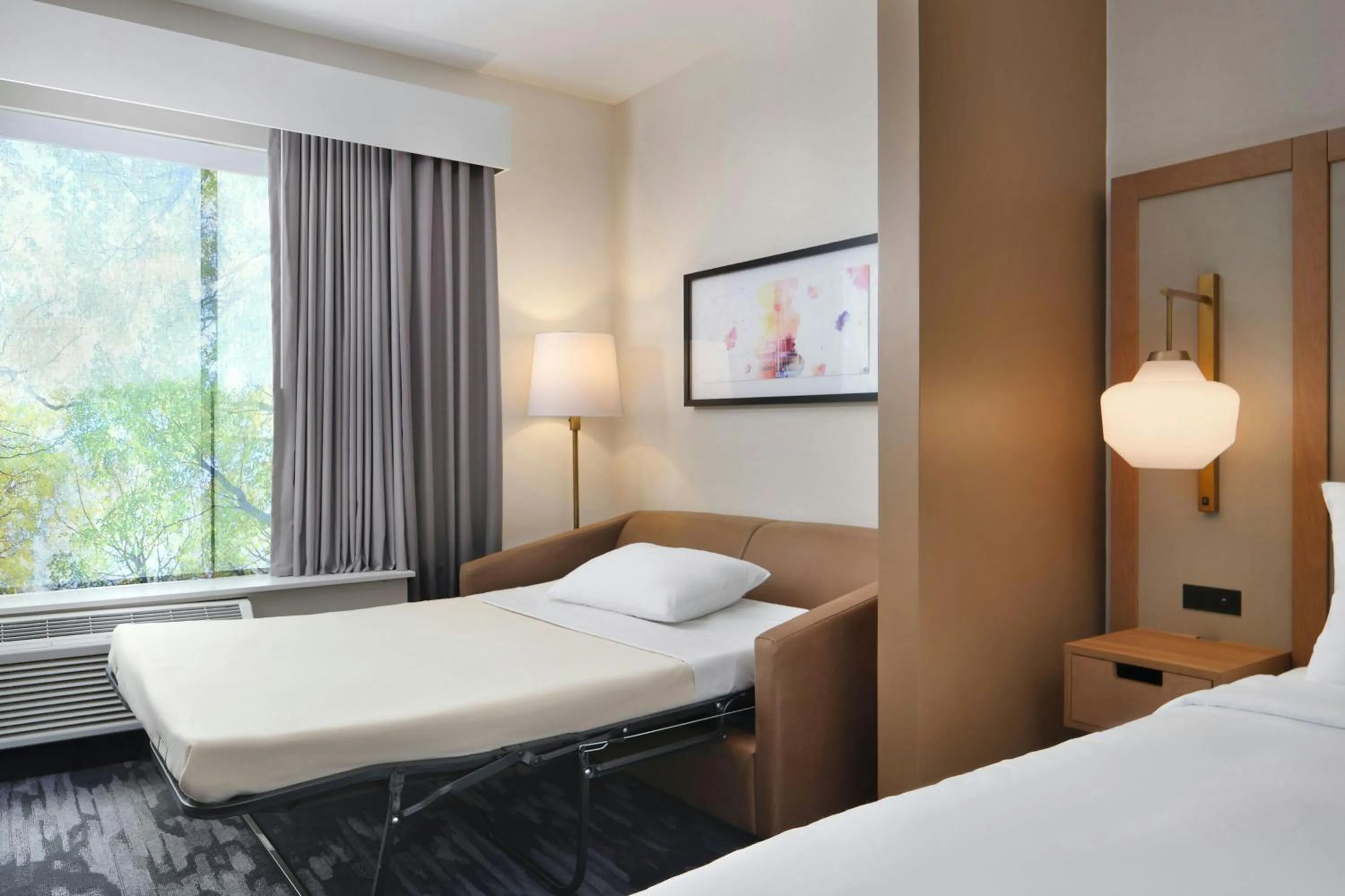 Photo of the whole room, Bed in Fairfield by Marriott Inn & Suites Durham