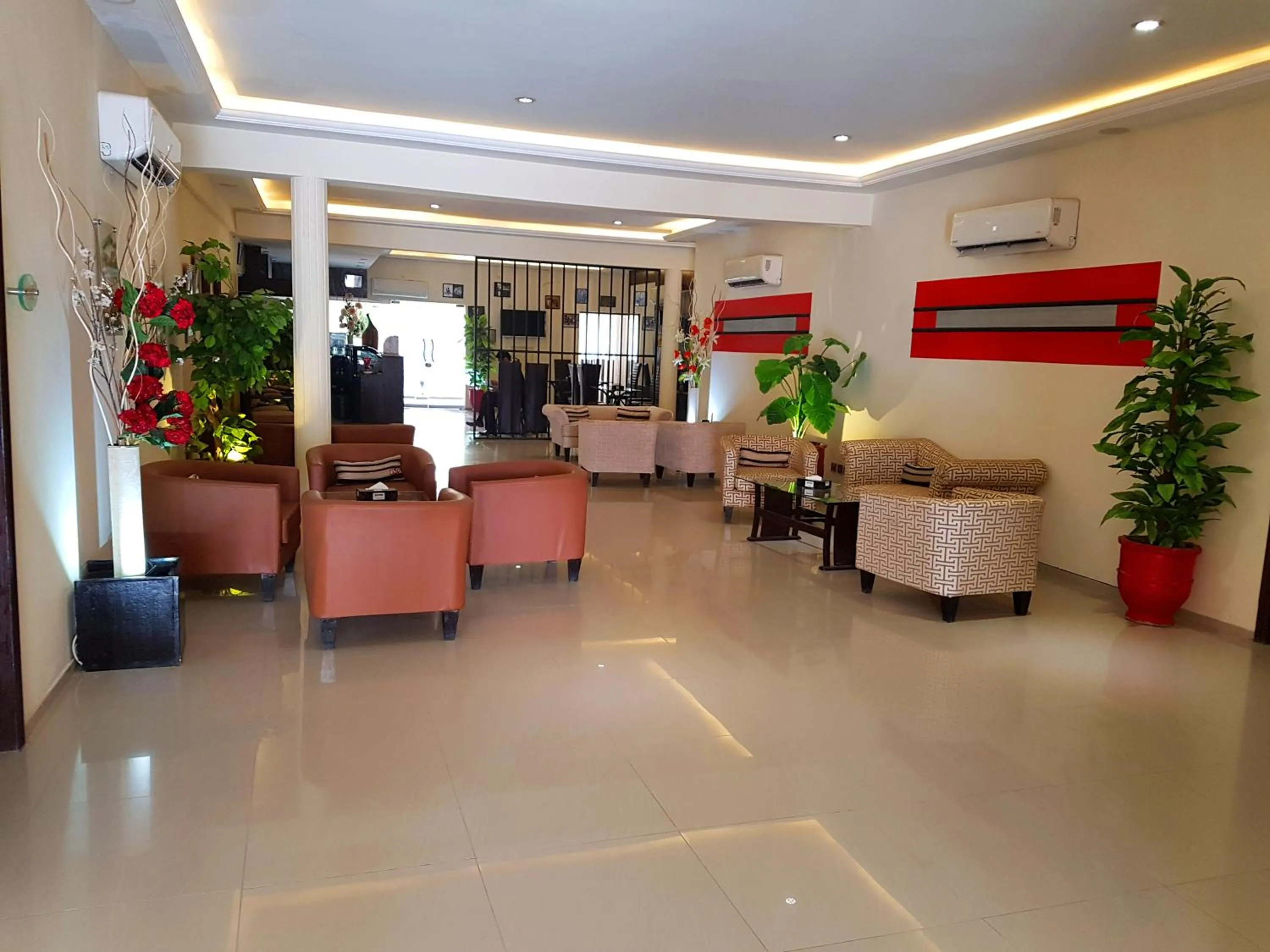 Communal lounge/ TV room in Grand Enclave