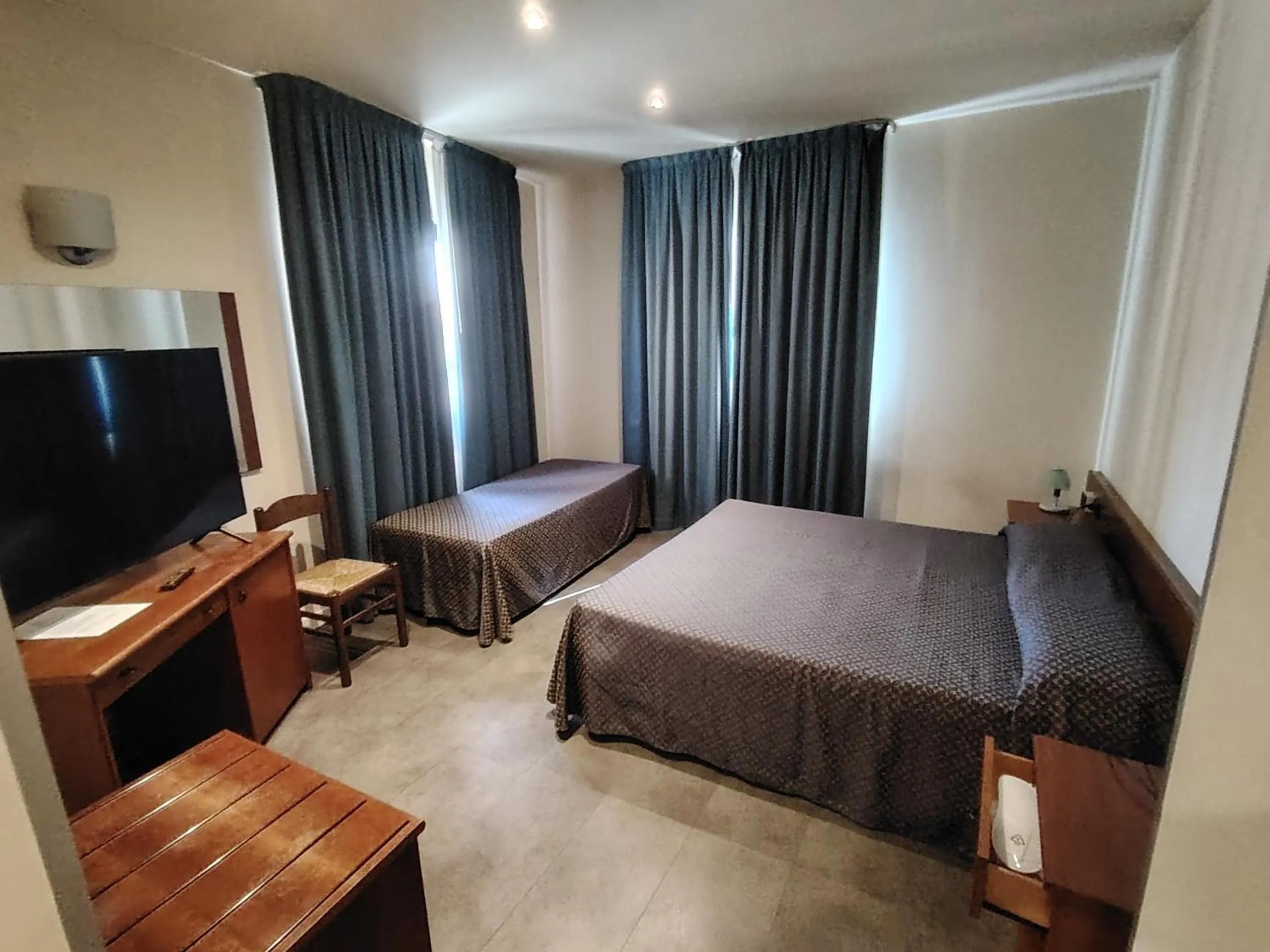 Bed in Albergo Centrale