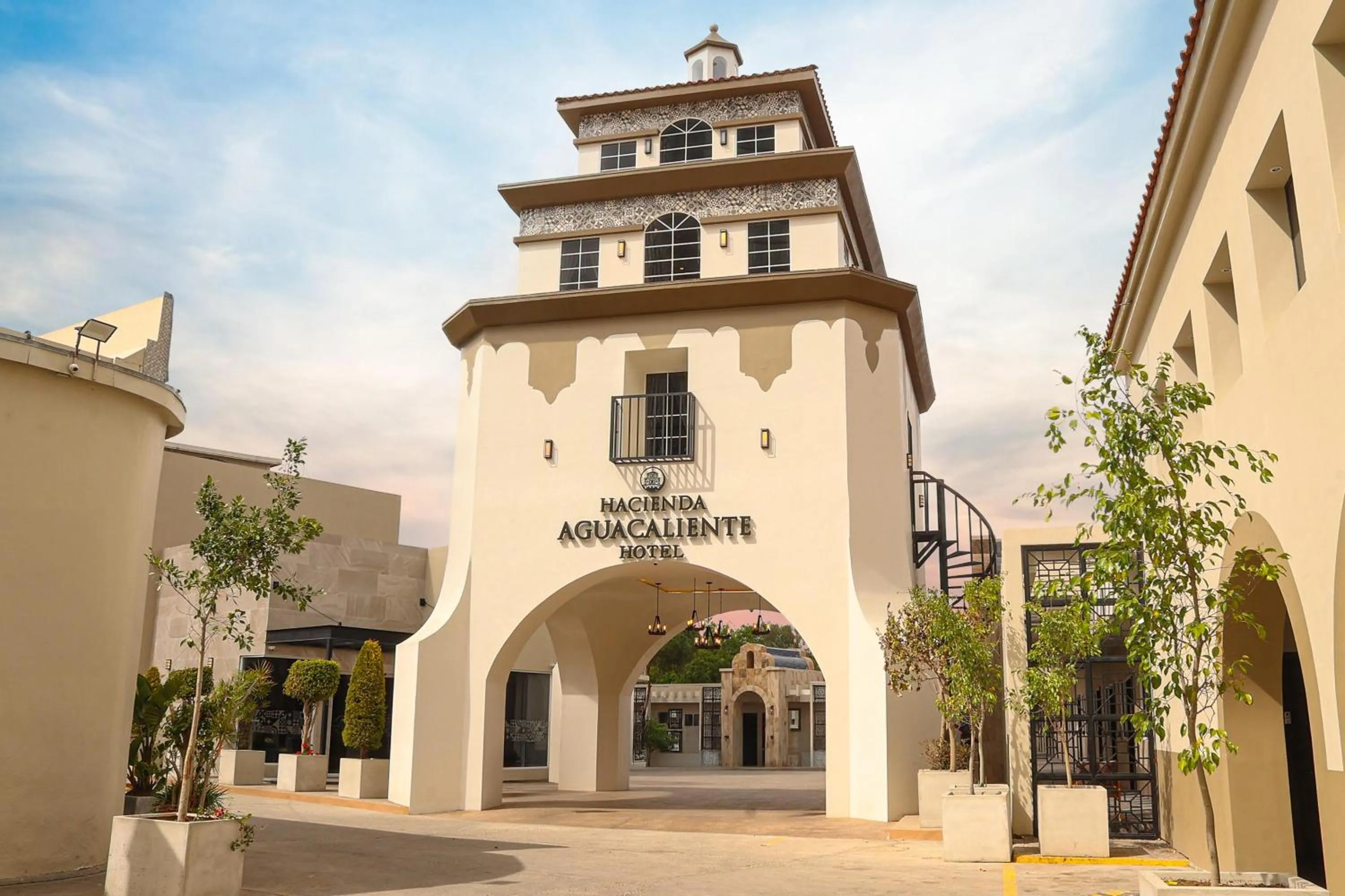 Facade/entrance in Hotel Hacienda Aguacaliente