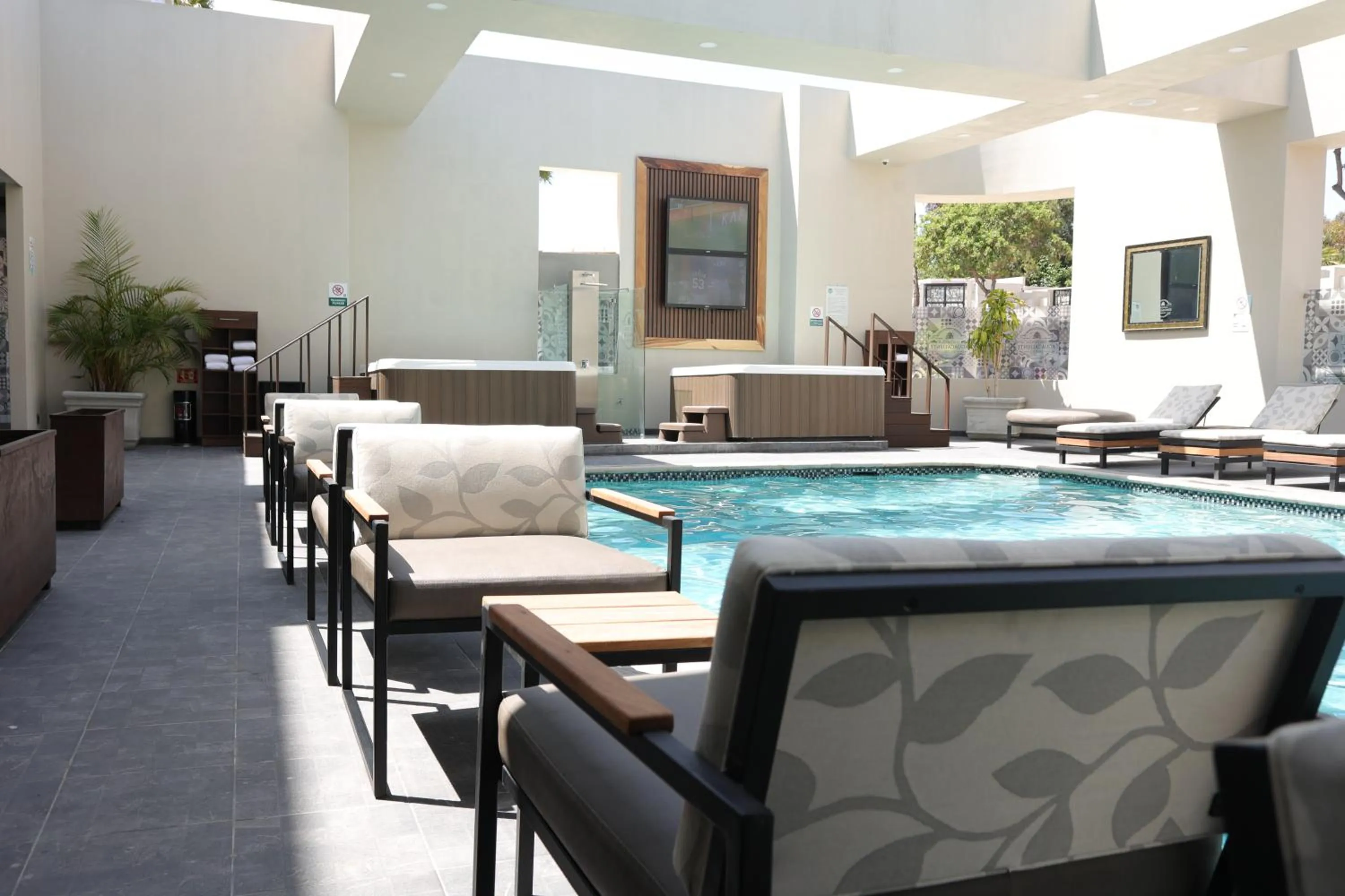 Hot Tub in Hotel Hacienda Aguacaliente