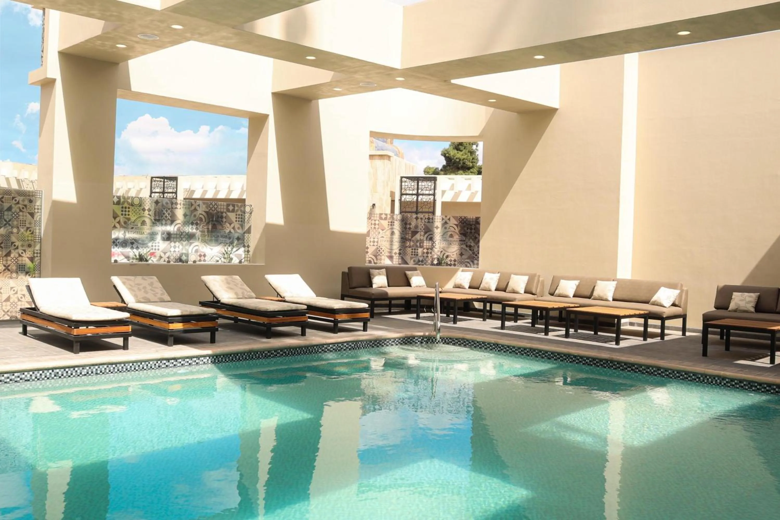 Swimming pool in Hotel Hacienda Aguacaliente