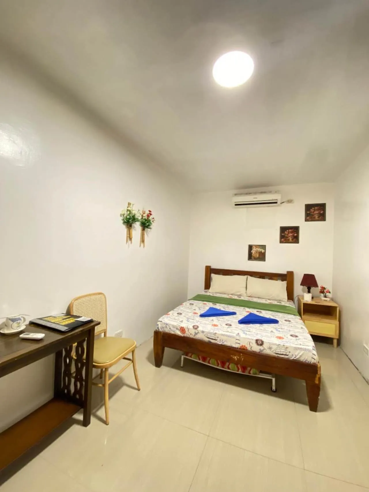 AlonaBeach Tourist Inn