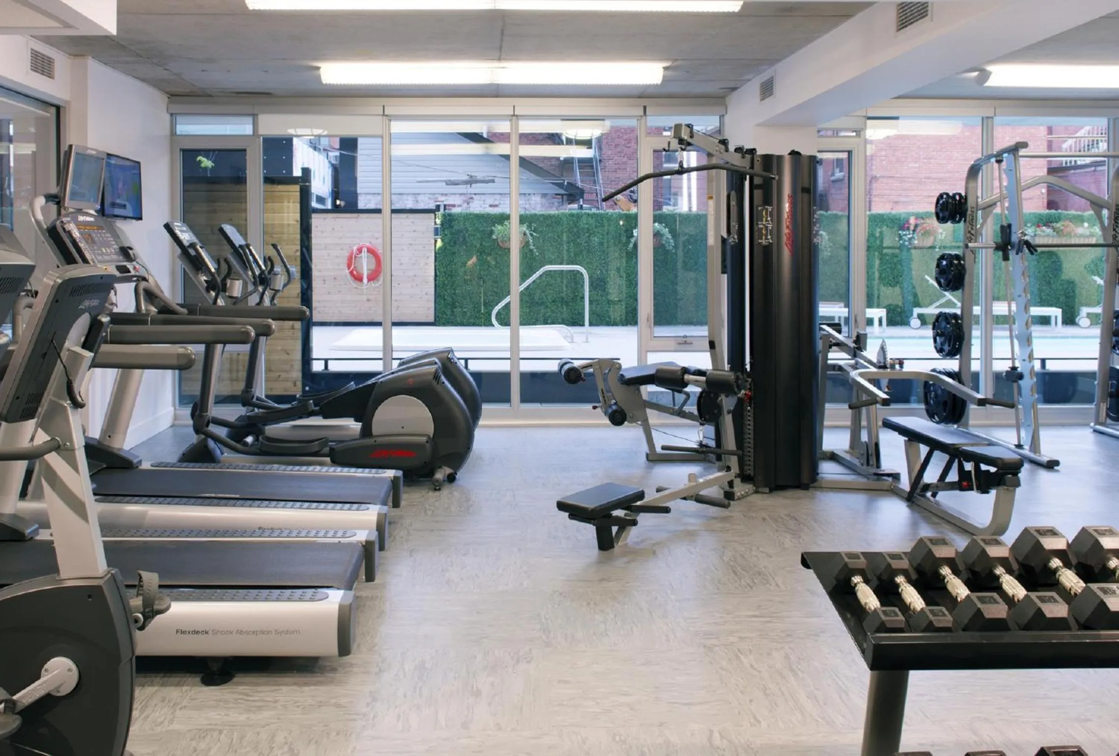 Fitness centre/facilities in SOHO Residences Lisgar