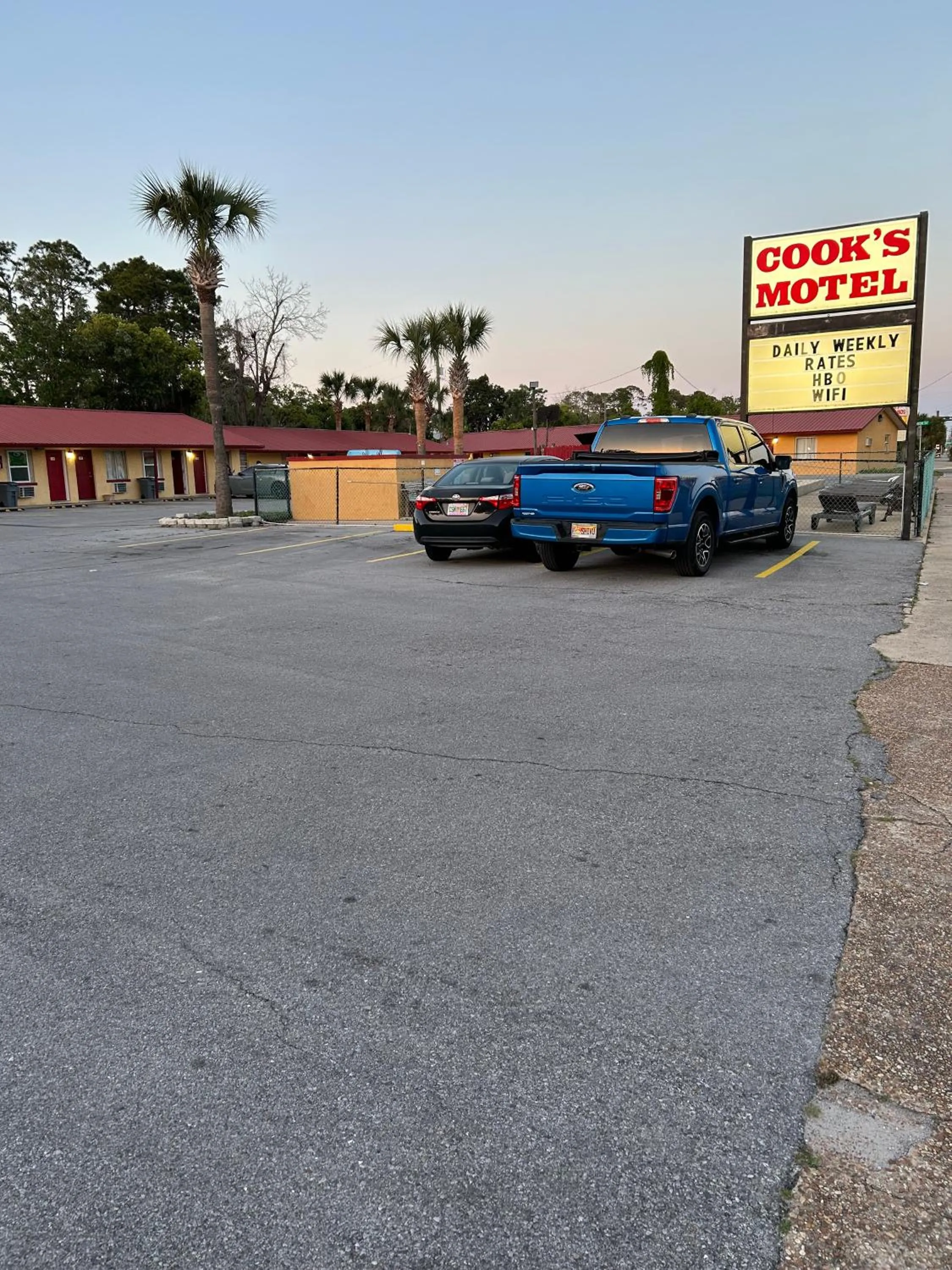 Cook's Motel- Panama City Beach