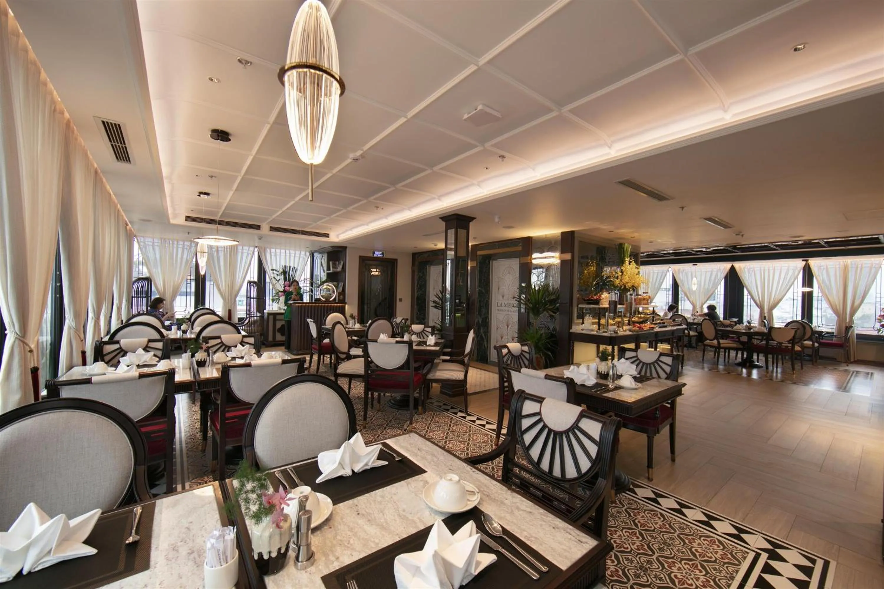 Restaurant/places to eat in La Mejor Indochine Hotel